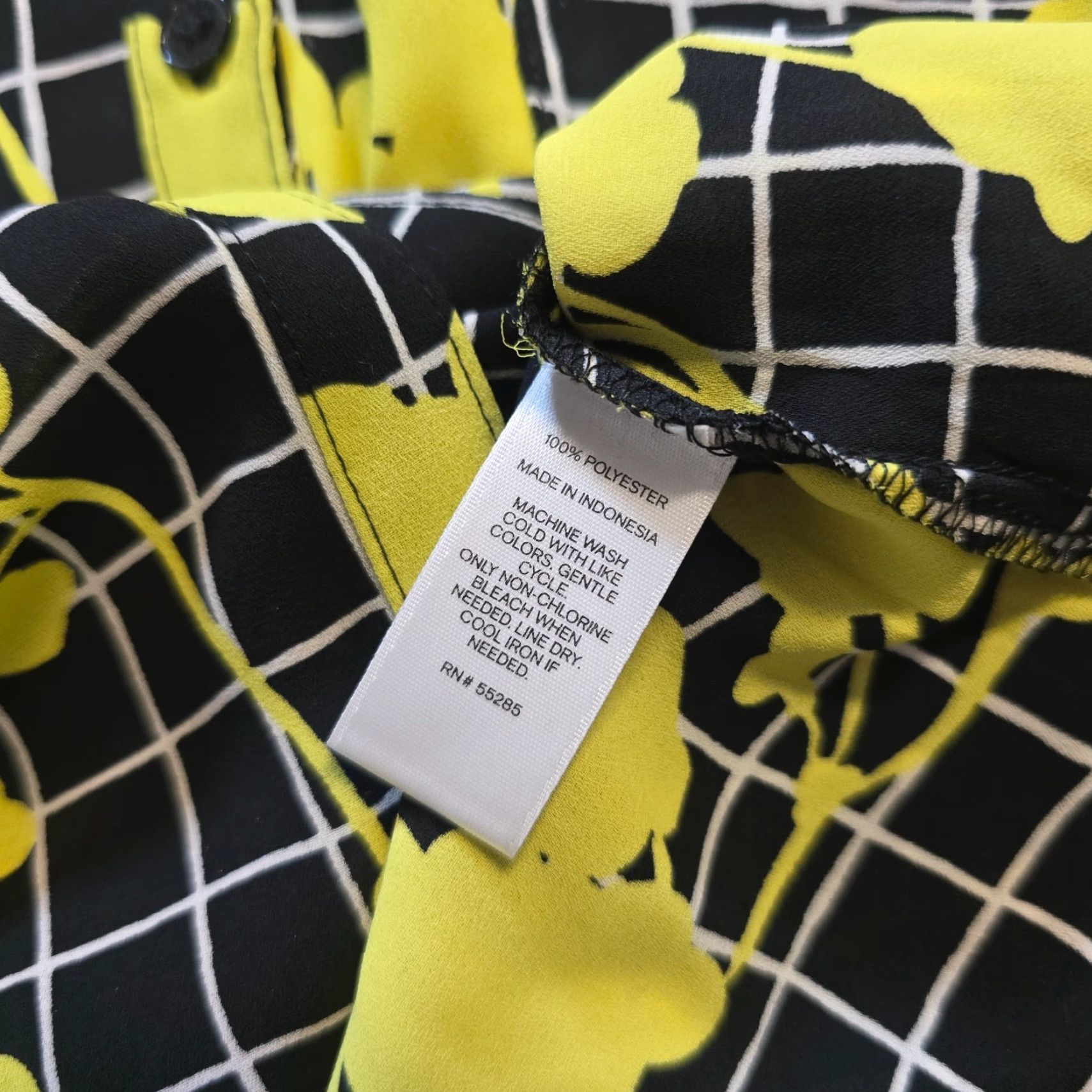 Express Express Blouse Women Small Black Yellow Floral Portofino Sheer Long Sleeve Career Shirt Size S / US 4 / IT 40 - 7 Thumbnail