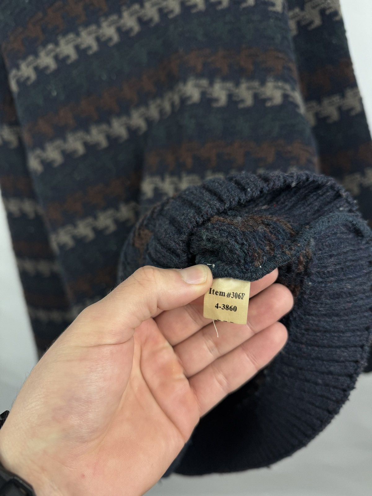 Orvis 🇺🇸 Vintage 90s Orvis Southwestern Navajo Fisherman Sweater Size US XL / EU 56 / 4 - 6 Thumbnail