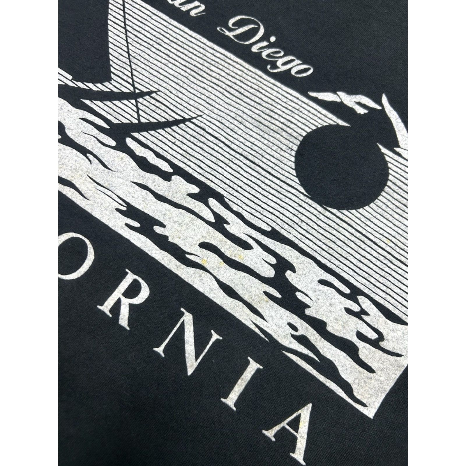 Vintage VINTAGE 90s Graphic T-Shirt San Diego California Beach Single Stitch Black Large Mens Shirt Size US L / EU 52-54 / 3 - 4 Thumbnail