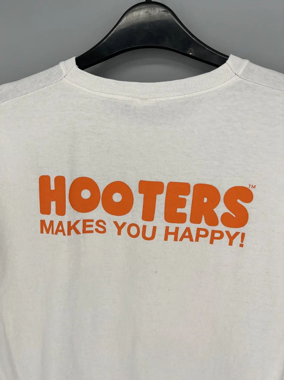 Band Tees Vintage Y2K Hooters "Nottingham United Kingdom" Band tee Size US M / EU 48-50 / 2 - 10 Thumbnail
