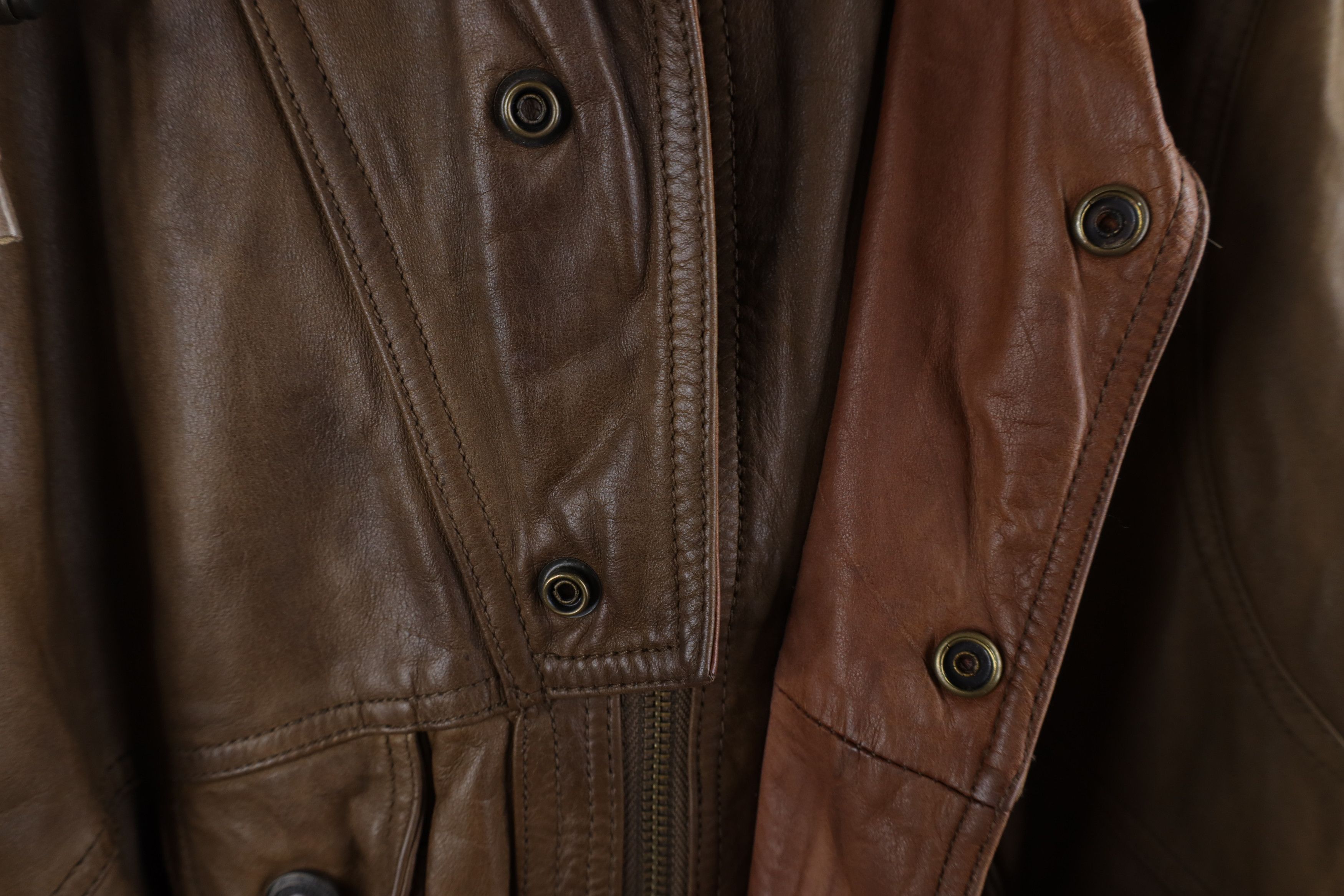 Vintage Vintage 90s Streetwear Leather Flight Bomber Jacket Brown Size US L / EU 52-54 / 3 - 5 Thumbnail