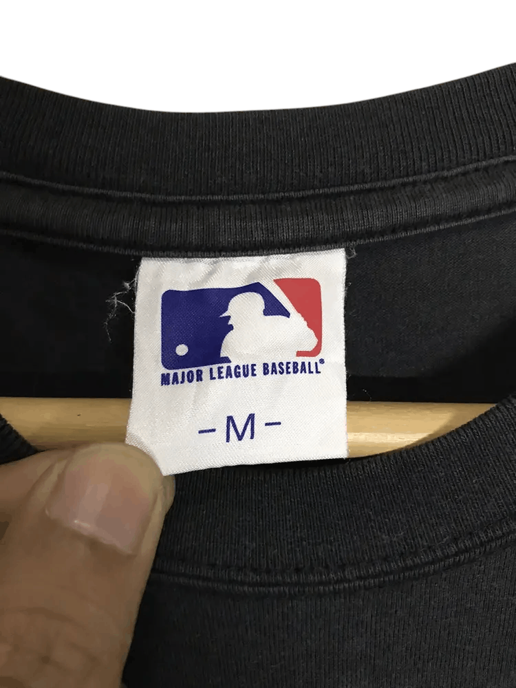 MLB Vintage Uniqlo x MLB Chicago White Sox Tshirts Size US M / EU 48-50 / 2 - 5 Thumbnail