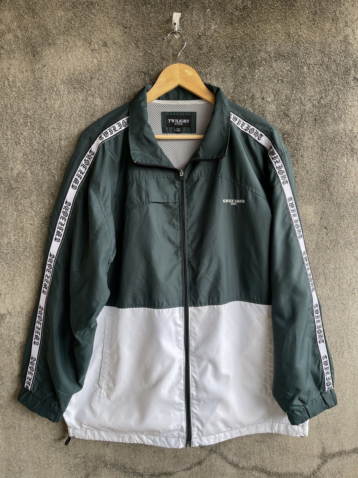 Vintage Rare🔥Vtg Y2K TWINLIGHT Eagle Fire Embroidery Logo Jacket Size US XL / EU 56 / 4 - 3 Thumbnail