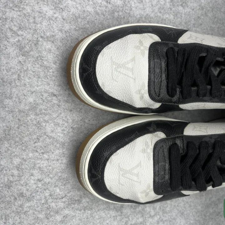 Louis Vuitton Louis Vuitton Rivoli Black and White High-Top Sneakers -250 Size US 8 / EU 41 - 7 Thumbnail