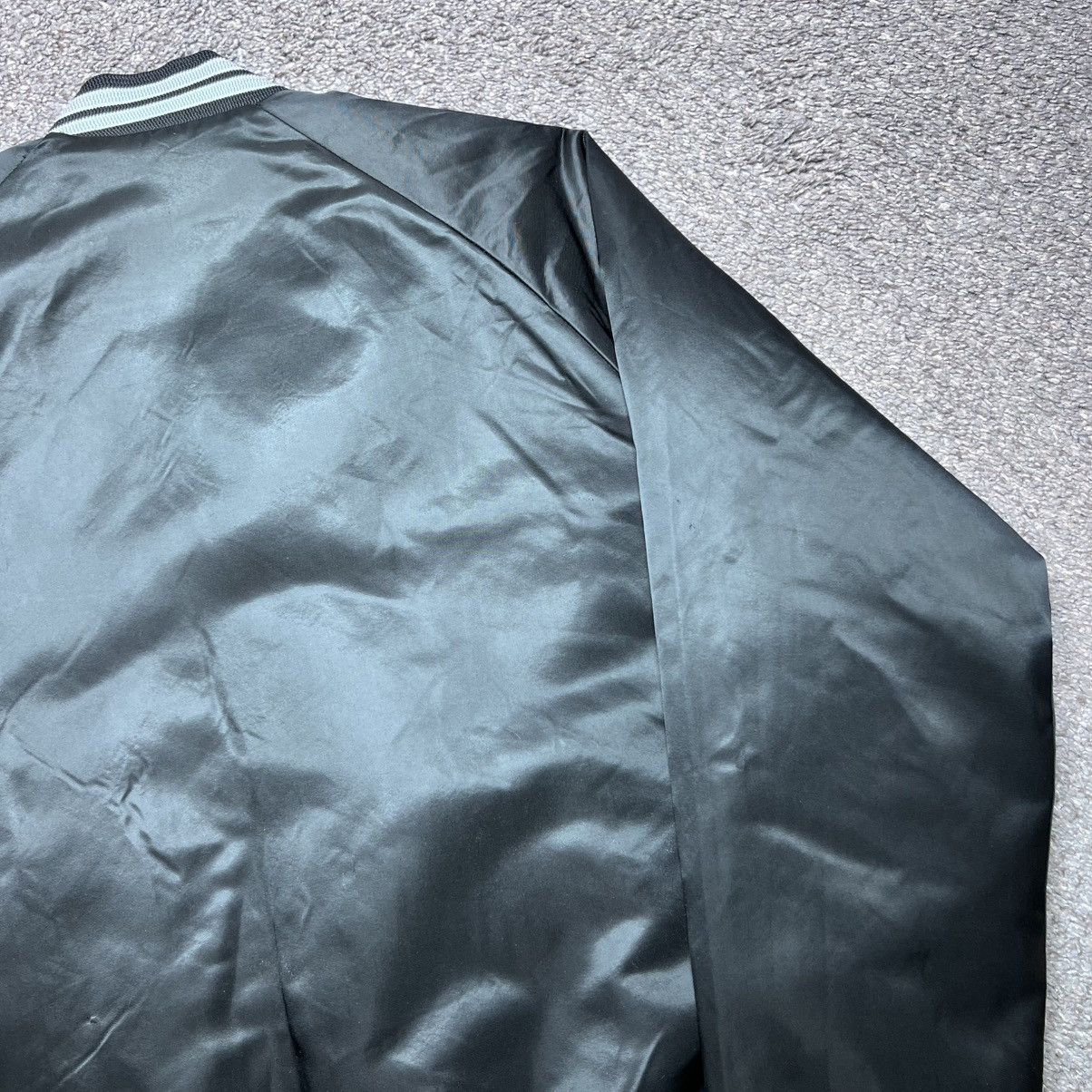 Chalk Line 1980s Raiders Shield Football Chalk Line Satin Bomber Jacket Size US L / EU 52-54 / 3 - 22 Thumbnail