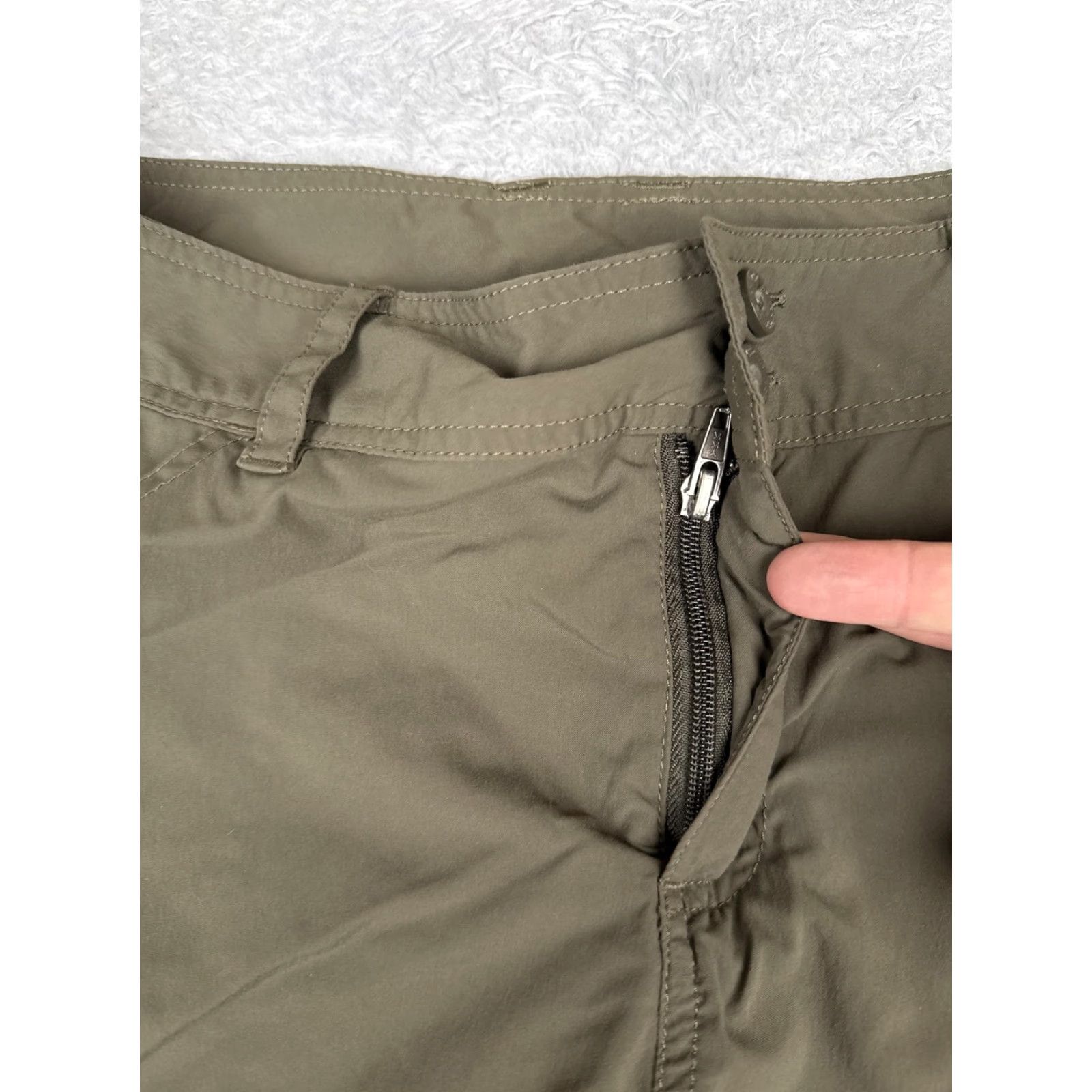 Patagonia Patagonia Pants Womens 8 Green Capri Hiking Cargo Pockets Quick Dry Stretch 13" Womens Capris Size 30" / US 8 / IT 44 - 6 Thumbnail