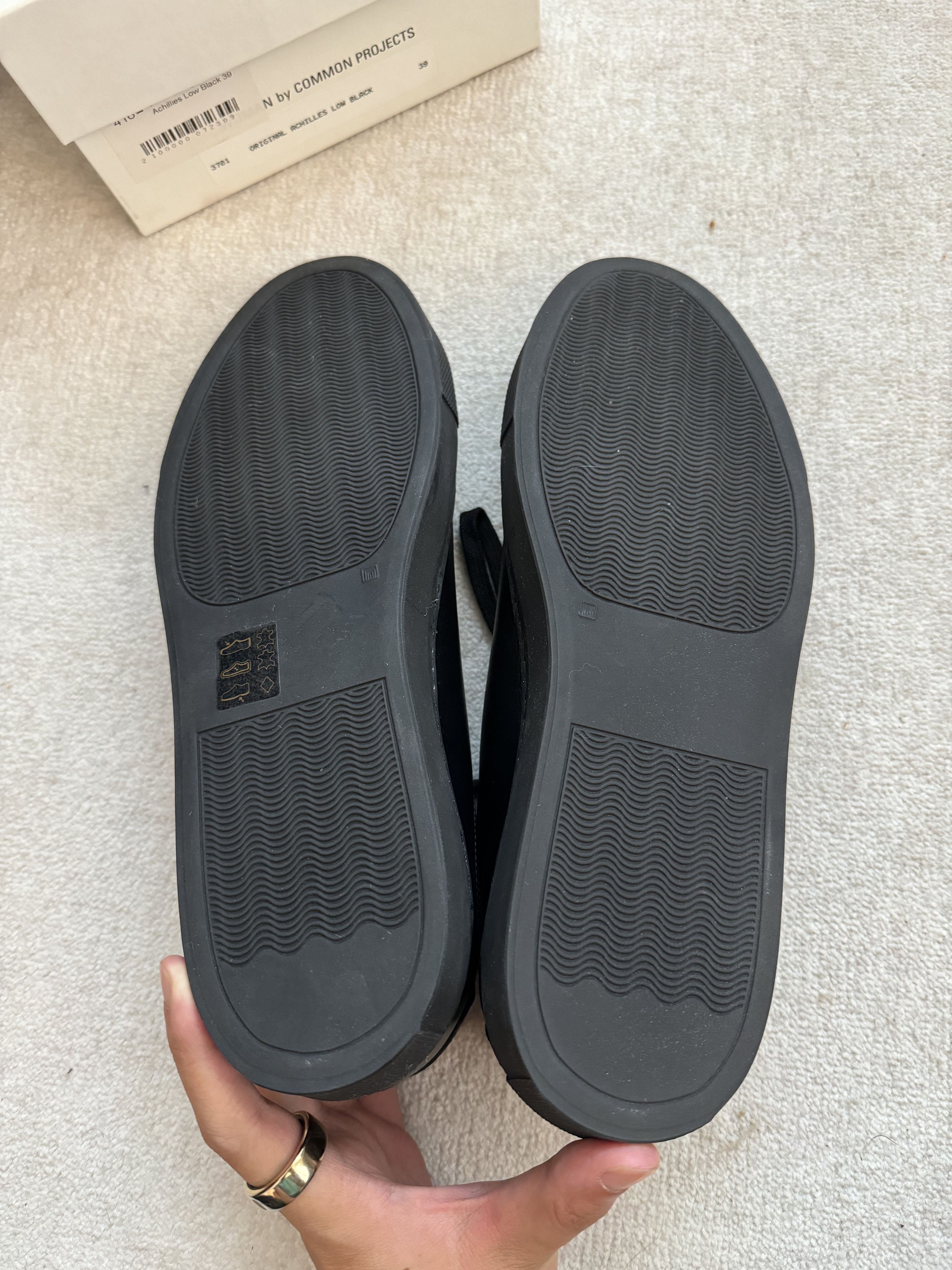 Common Projects Achilles Low Black Size US 9 / IT 39 - 7 Thumbnail