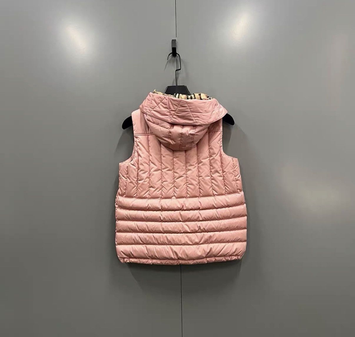Burberry Burberry Pink Lining Check Waistcoat J41 Size M / US 6-8 / IT 42-44 - 2 Thumbnail