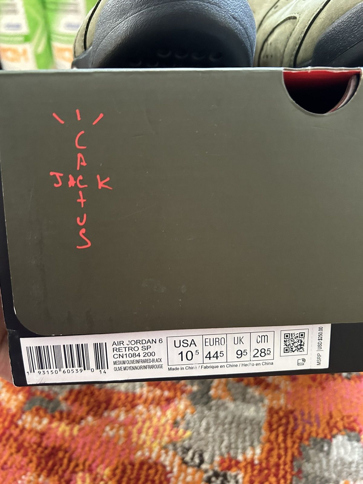 Jordan Brand Jordan 6 Travis Scott Mid Olive Size US 10.5 / EU 43-44 - 7 Thumbnail