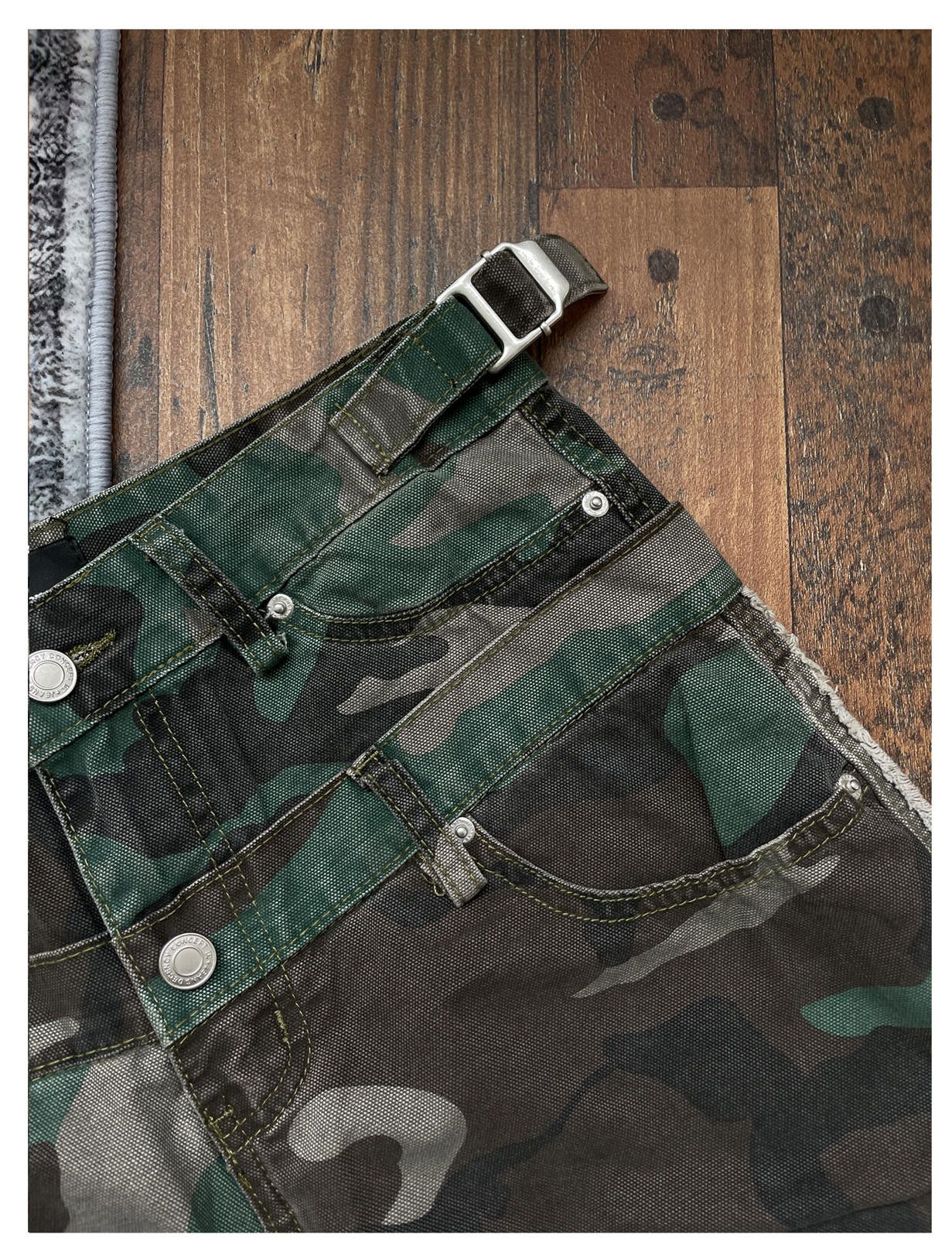 Other Camouflage Wide Leg Cargo Pants, Loose Fit Utility Pants Size US 30 / EU 46 - 7 Thumbnail