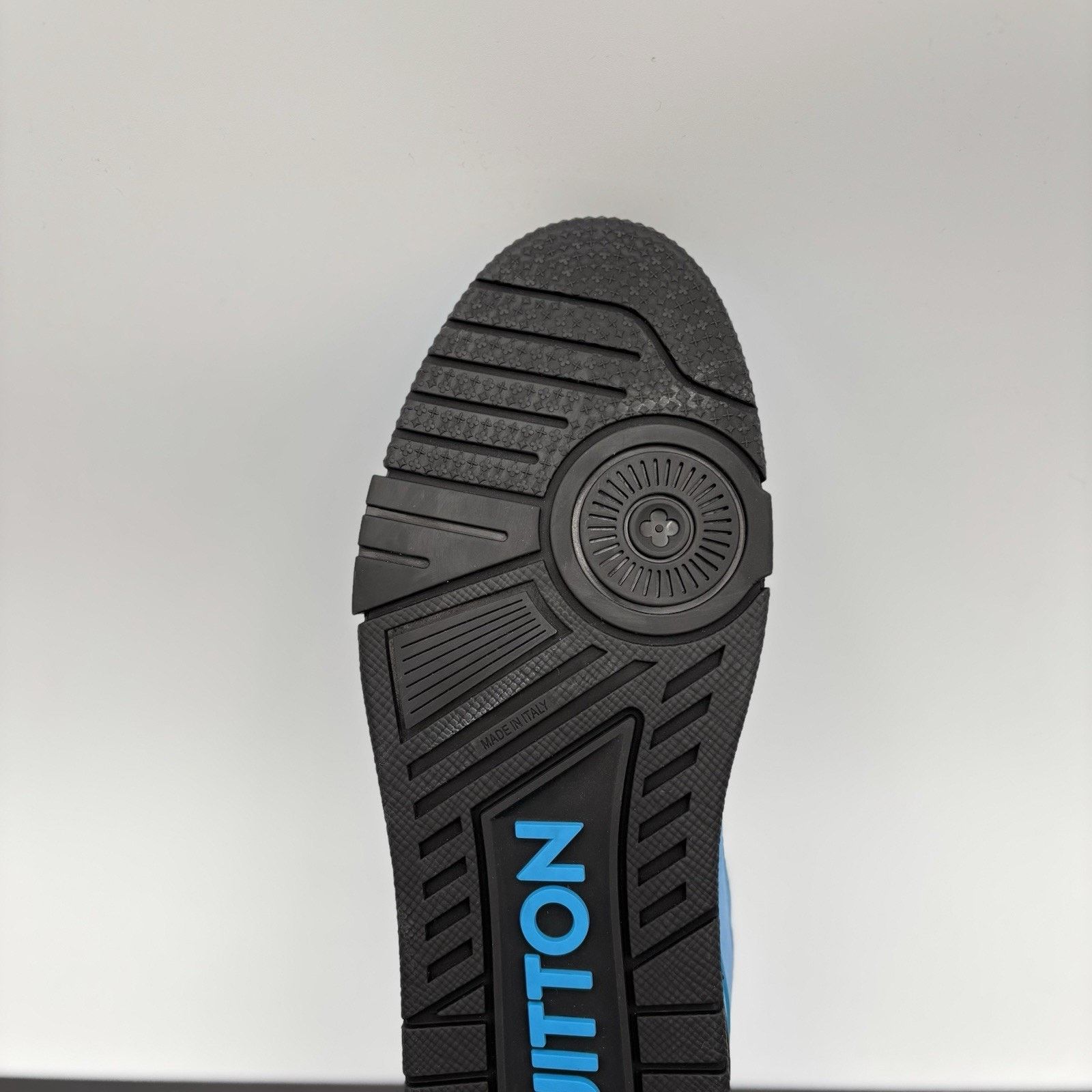Louis Vuitton Louis Vuitton Virgil Abloh Trainer 'Blue Black' | Worn 1-3x Size US 8 / EU 41 - 10 Thumbnail