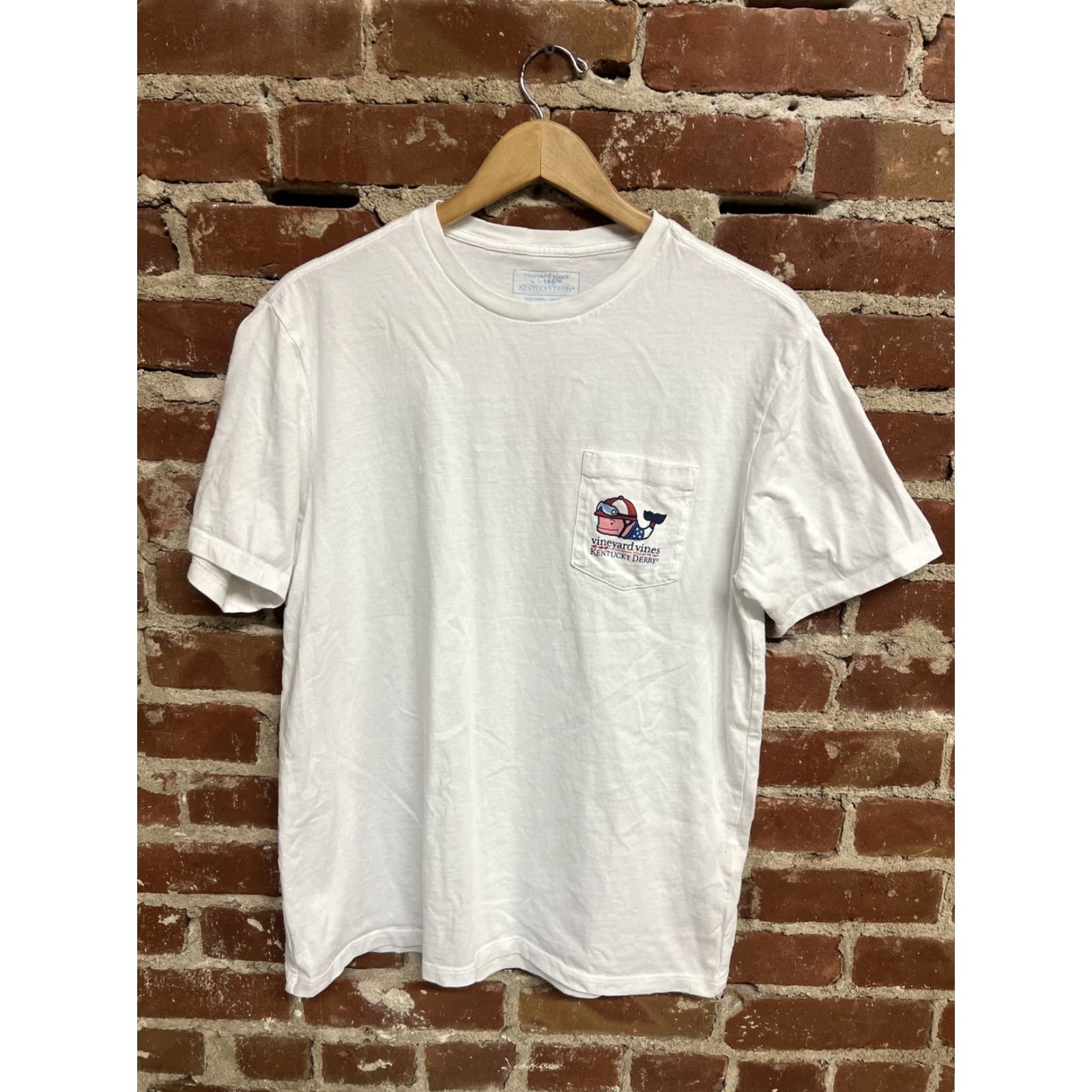 Vineyard Vines Vineyard Vines T-Shirt Mens White Short Sleeve 146th Kentucky Derby Whale Medium Size US M / EU 48-50 / 2 - 2 Thumbnail