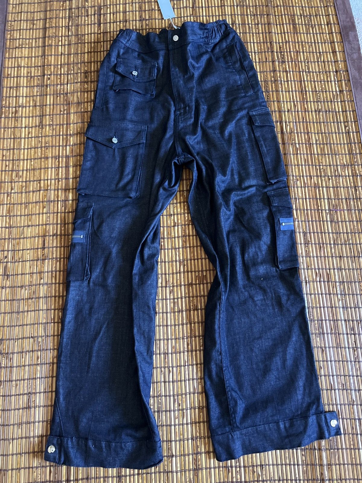 EB Denim EB Denim Cargo Pants in Dark Blue Navy Denim Size 34" / US 12 / IT 48 - 1 Thumbnail