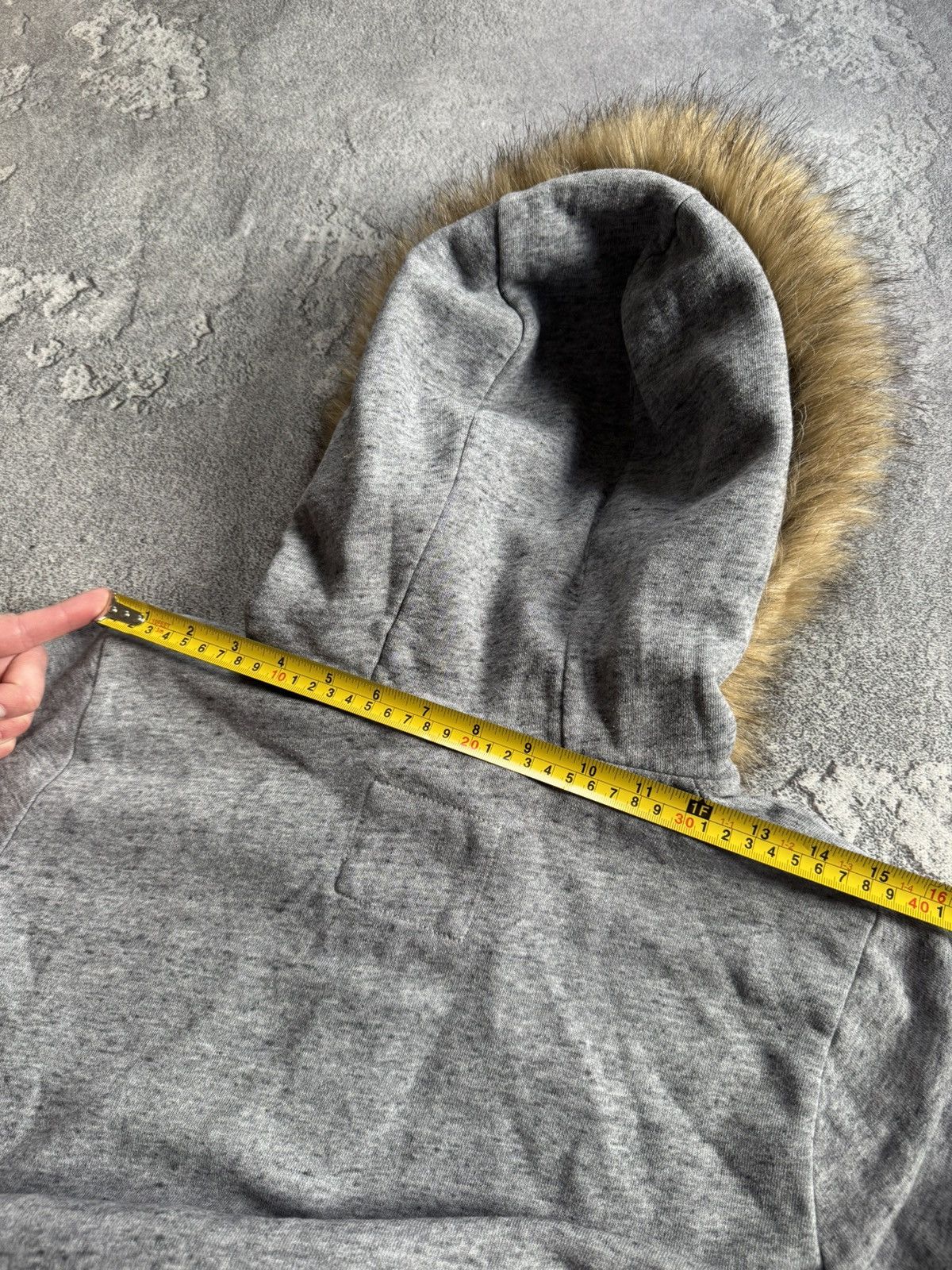 Abercrombie & Fitch Abercrombie & Fitch Y2K Fur Faux hoodie if six was nine LGB Size L / US 10 / IT 46 - 20 Thumbnail