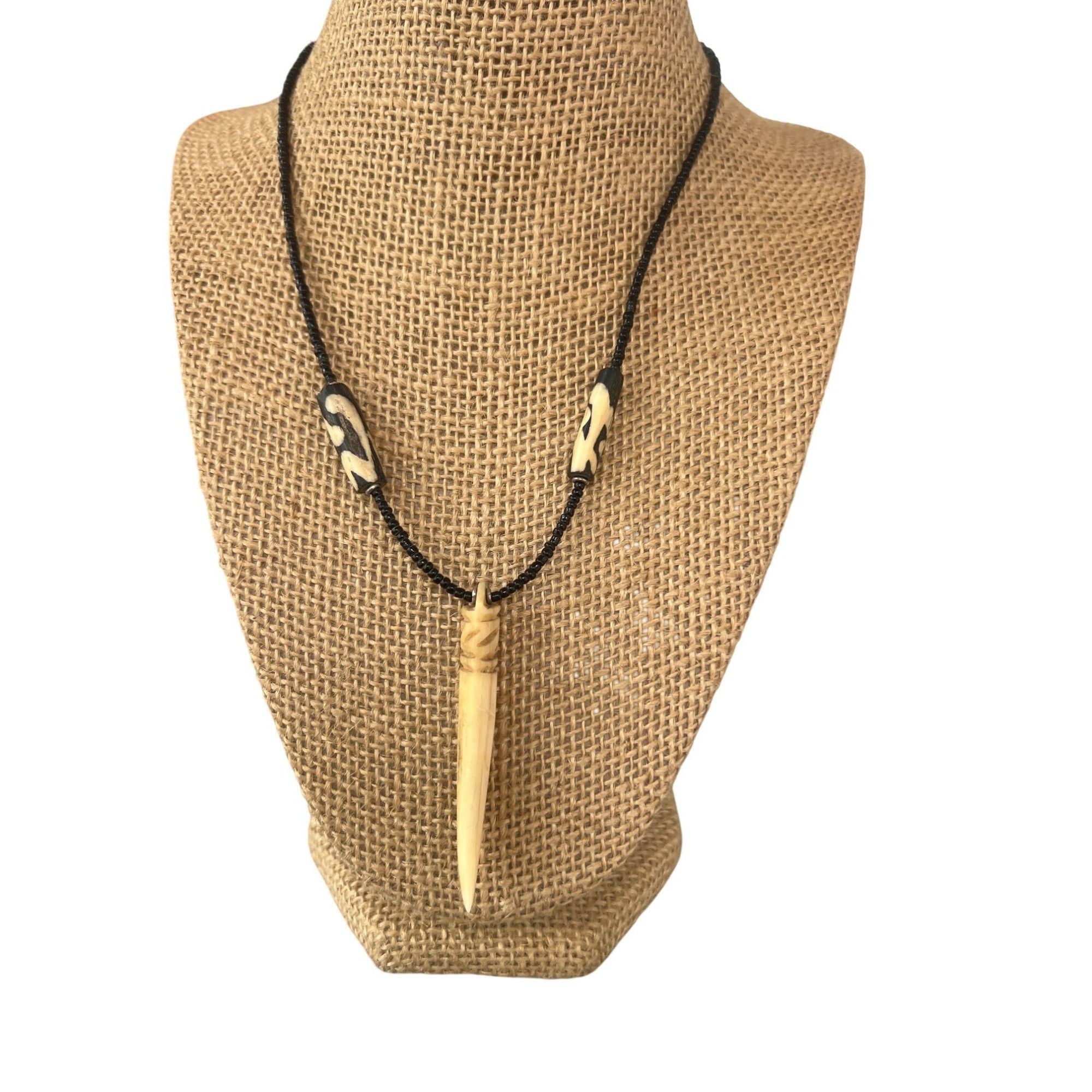 Other Vintage Black Seed Bead Necklace Carved Bone Pendant Screw B Size ONE SIZE - 1 Thumbnail