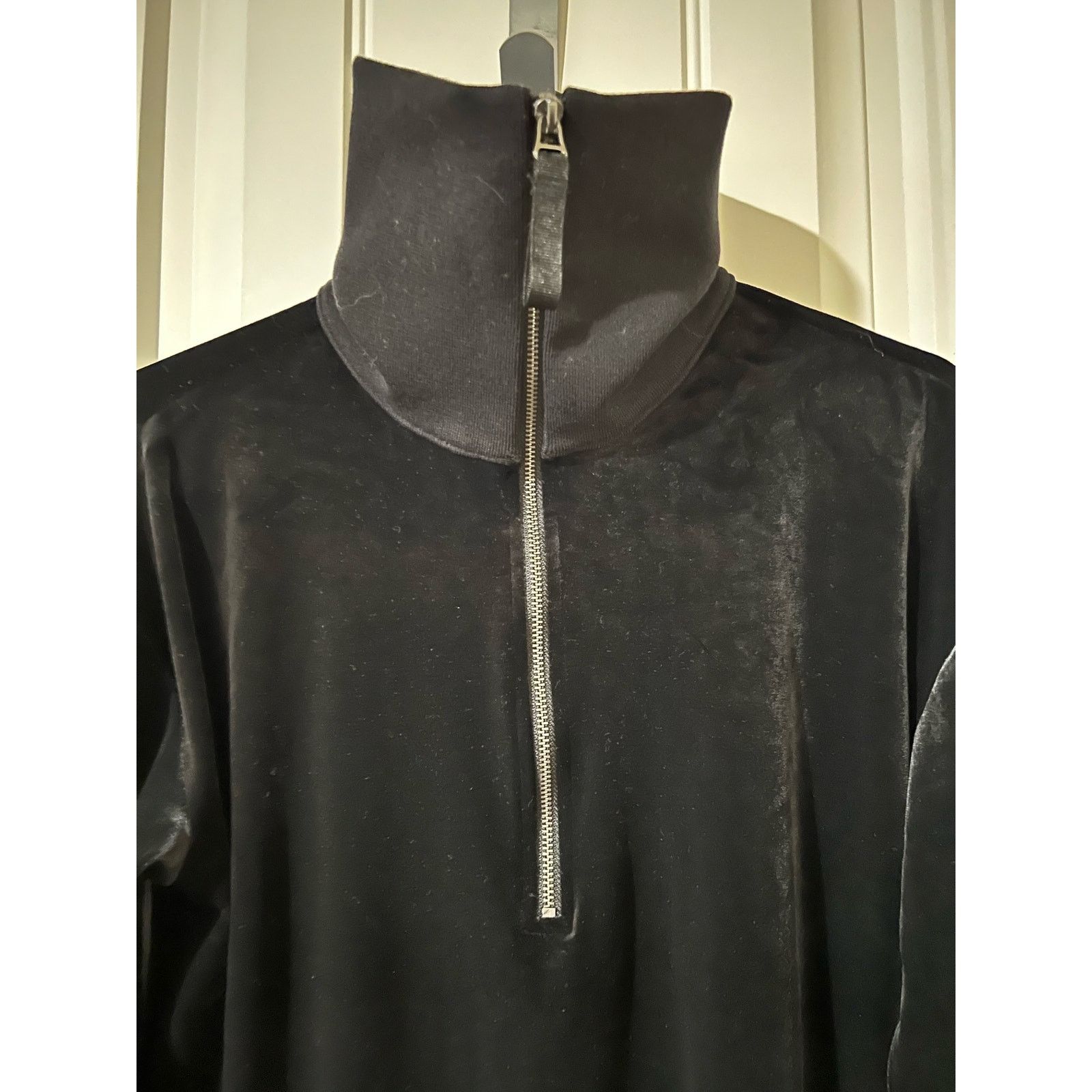 Spanx Plush Velvet Half Zip Top Relaxed Fit Ribbed collar & Cuff Size S / US 4 / IT 40 - 12 Thumbnail