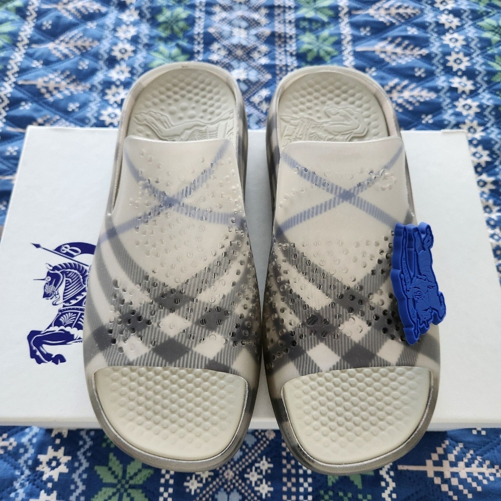 Burberry Authentic Burberry Stingray Check Slide Sandals 42 Unisex Size US 9 / EU 42 - 3 Thumbnail