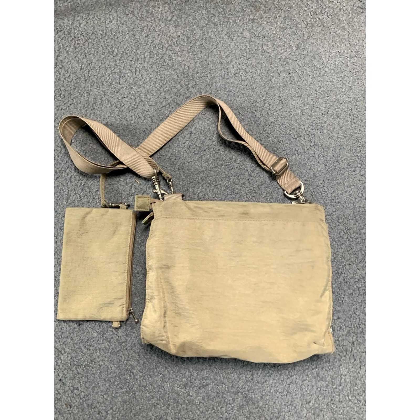 Vintage Baggallini Crossbody Bag Zip Pockets Adjustable Wristlet Beige Nylon Women's Vintage No Size ONE SIZE - 4 Thumbnail