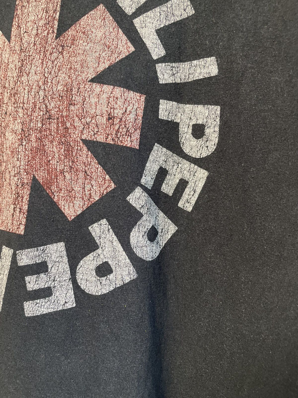 Band Tees Vintage Red Hot Chili Peppers Rock Band T-Shirt Size US XL / EU 56 / 4 - 8 Thumbnail