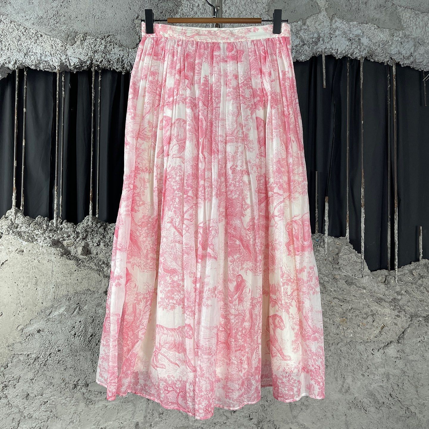 Dior Dior Pink Toile de Jouy Midi Skirt Size 36 Size 26" / US 2 / IT 38 - 1 Thumbnail