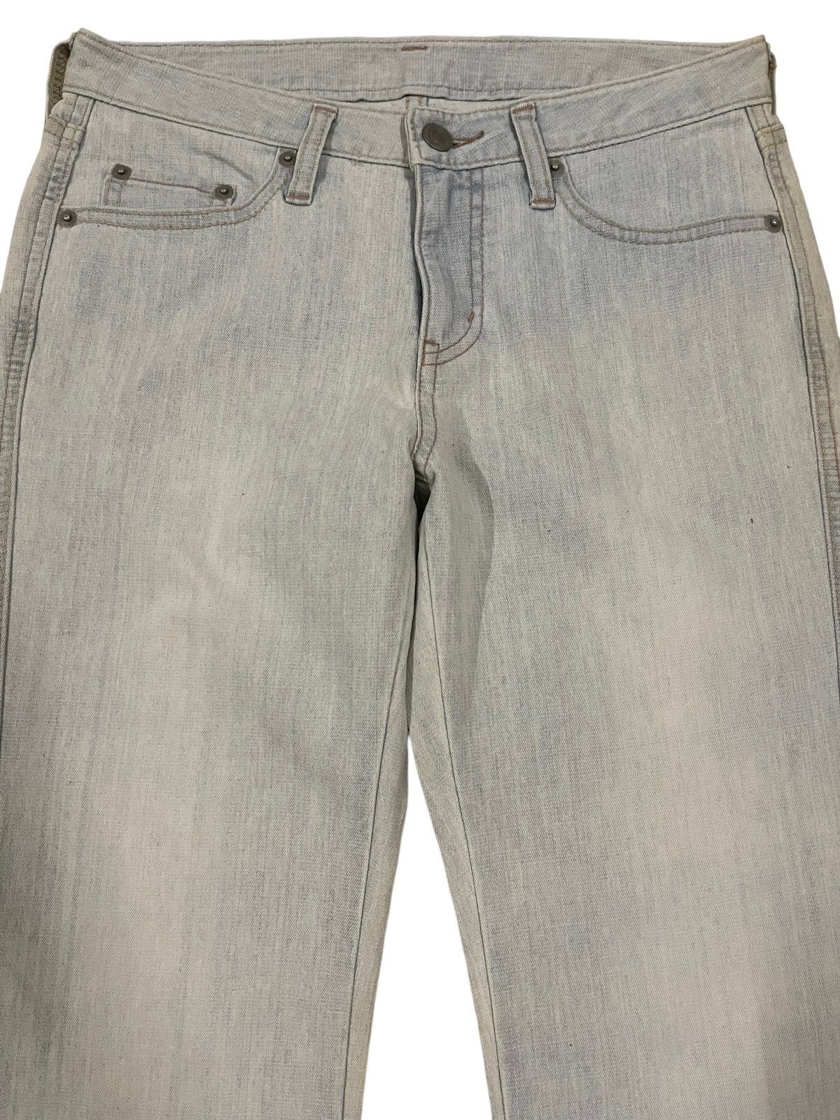 Uniqlo Vintage Japanese Uniqlo Light Blue Wash Flare Jeans Size 28" / US 6 / IT 42 - 3 Thumbnail