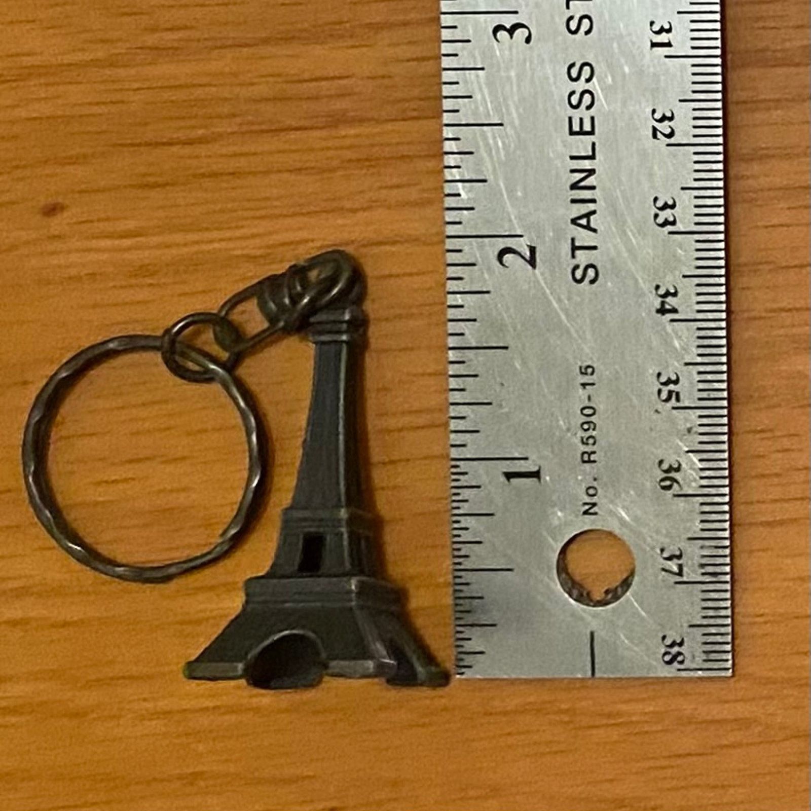 Commune De Paris Bronze Eiffel Tower Vintage Keychain. Made In Paris France Size ONE SIZE - 5 Thumbnail