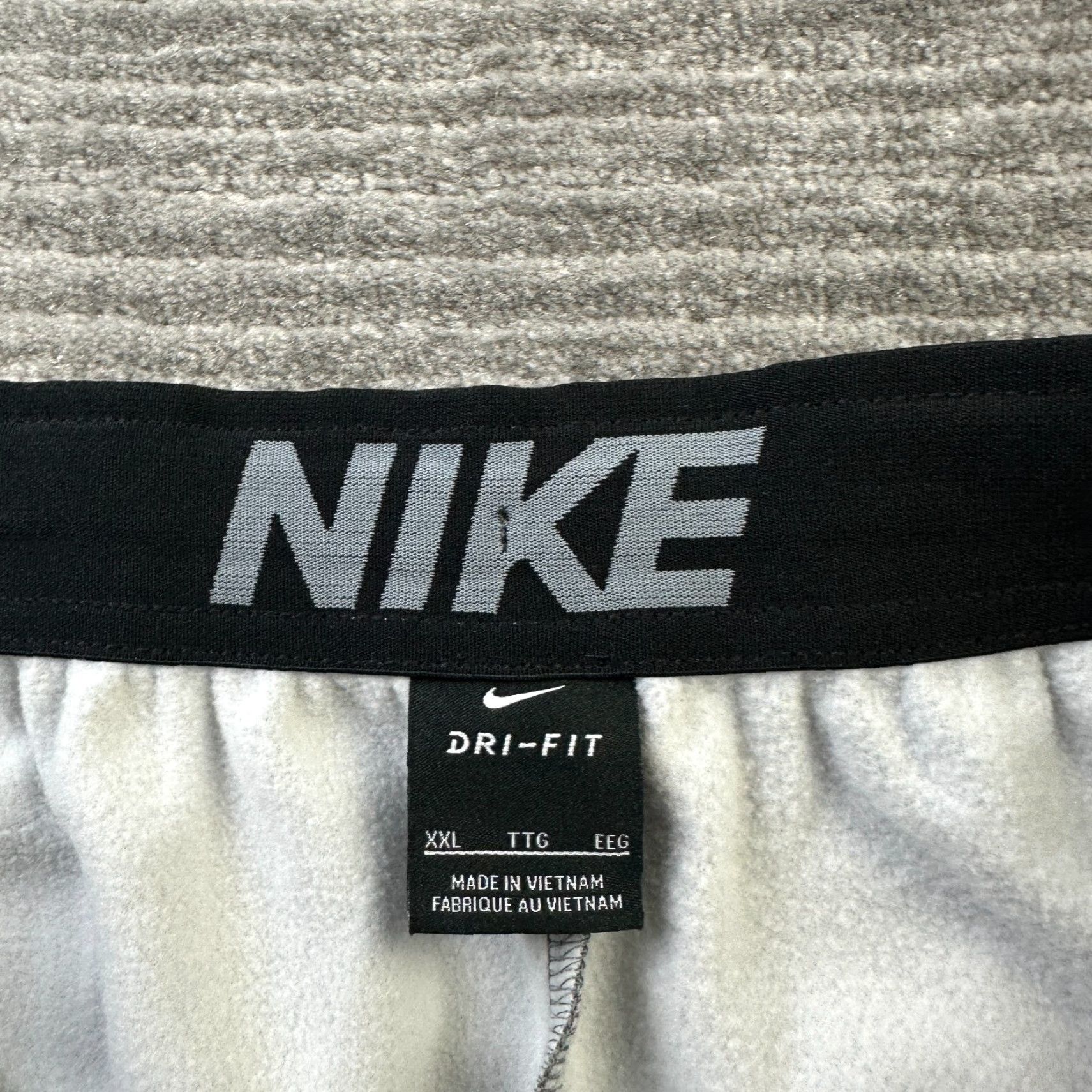 Nike Nike Pants Mens 2XL Gray Dri-FIT Sweatpants Training Gym Regular Waist 36 In Pockets Adjustable Size US 39 - 5 Thumbnail