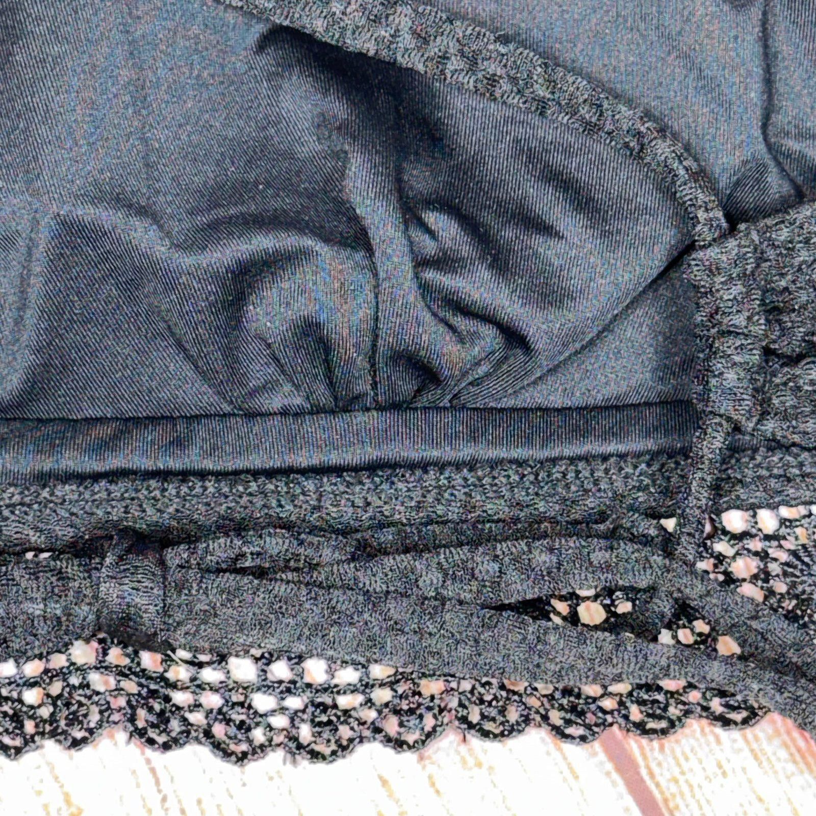 Other Cupshe Black Lace Trim Bikini Top Medium NWT Size ONE SIZE - 5 Thumbnail