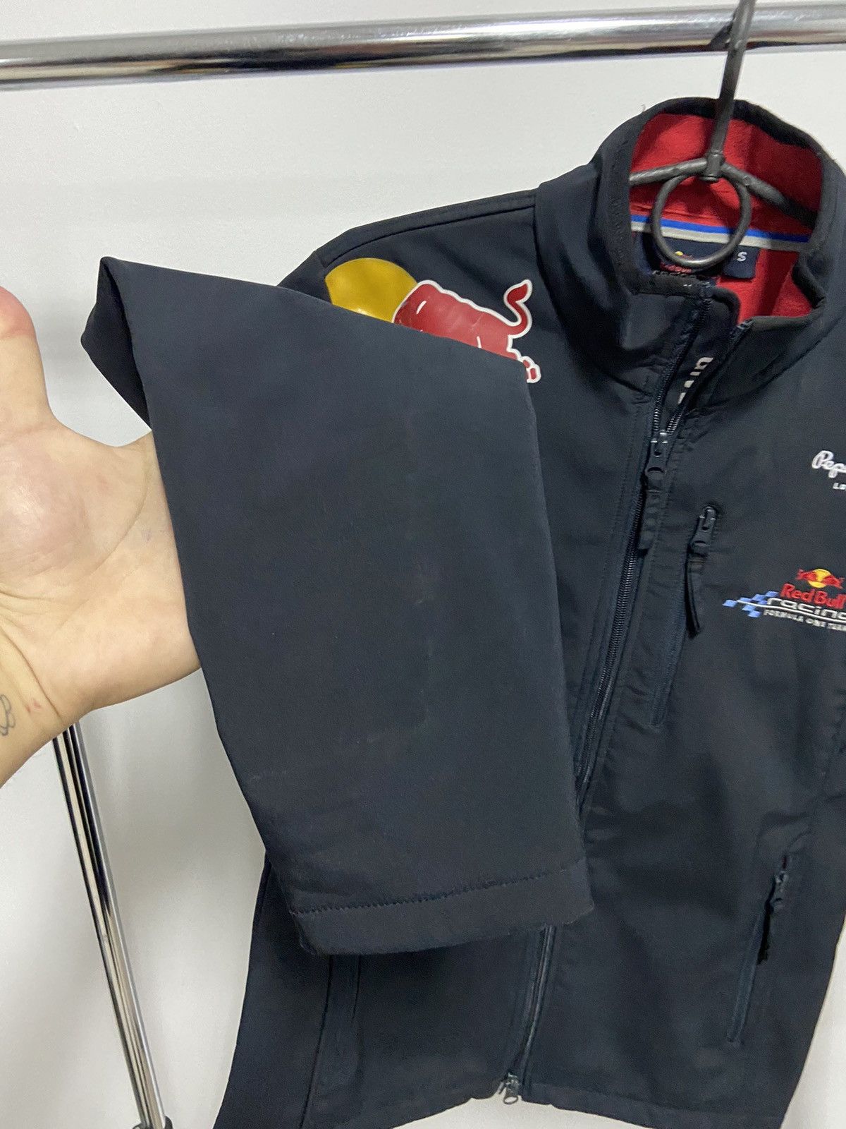 Red Bull Red Bull formula one team Vintage Jacket Racing Big Logo Size US S / EU 44-46 / 1 - 10 Thumbnail