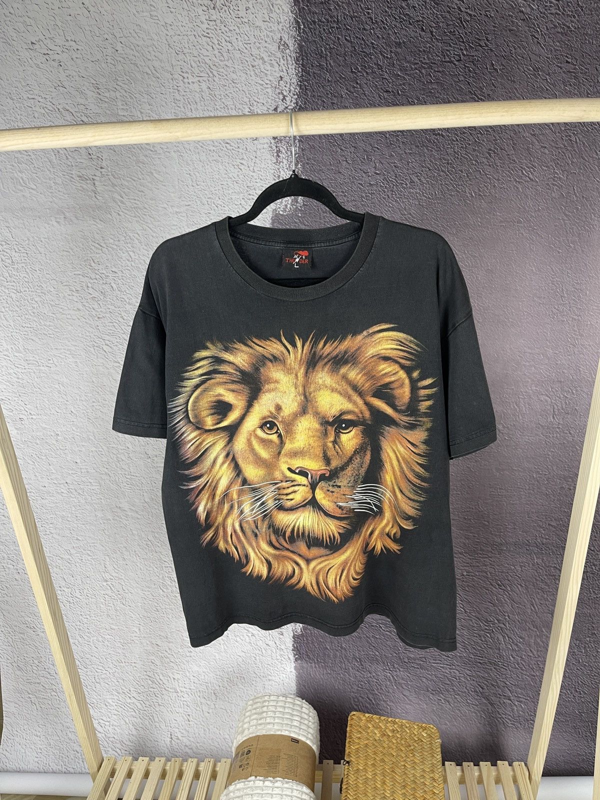 Vintage Thunder Lion 🦁 animal double side vintage tee shirt Size US L / EU 52-54 / 3 - 1 Thumbnail