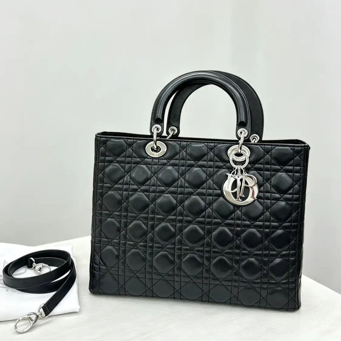 Dior DIOR Lady Dior Large black sheepskin rattan plaid quilted Lady Large crossbody b Size ONE SIZE - 1 Thumbnail