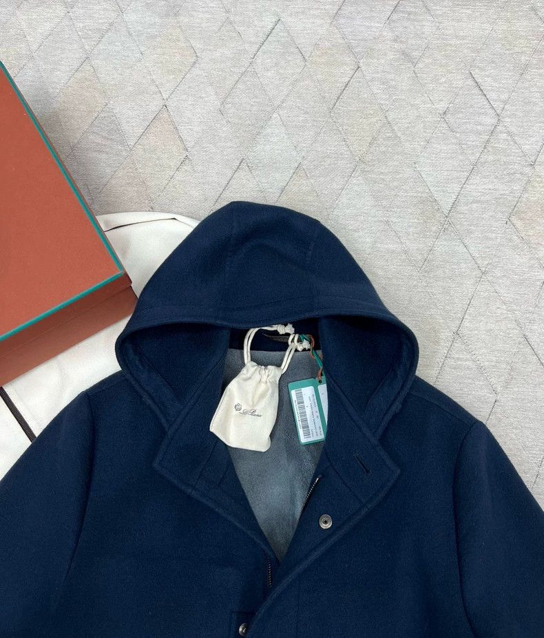 Loro Piana LORO PIANA A coat made of sheep and mink fur Size US S / EU 44-46 / 1 - 2 Thumbnail