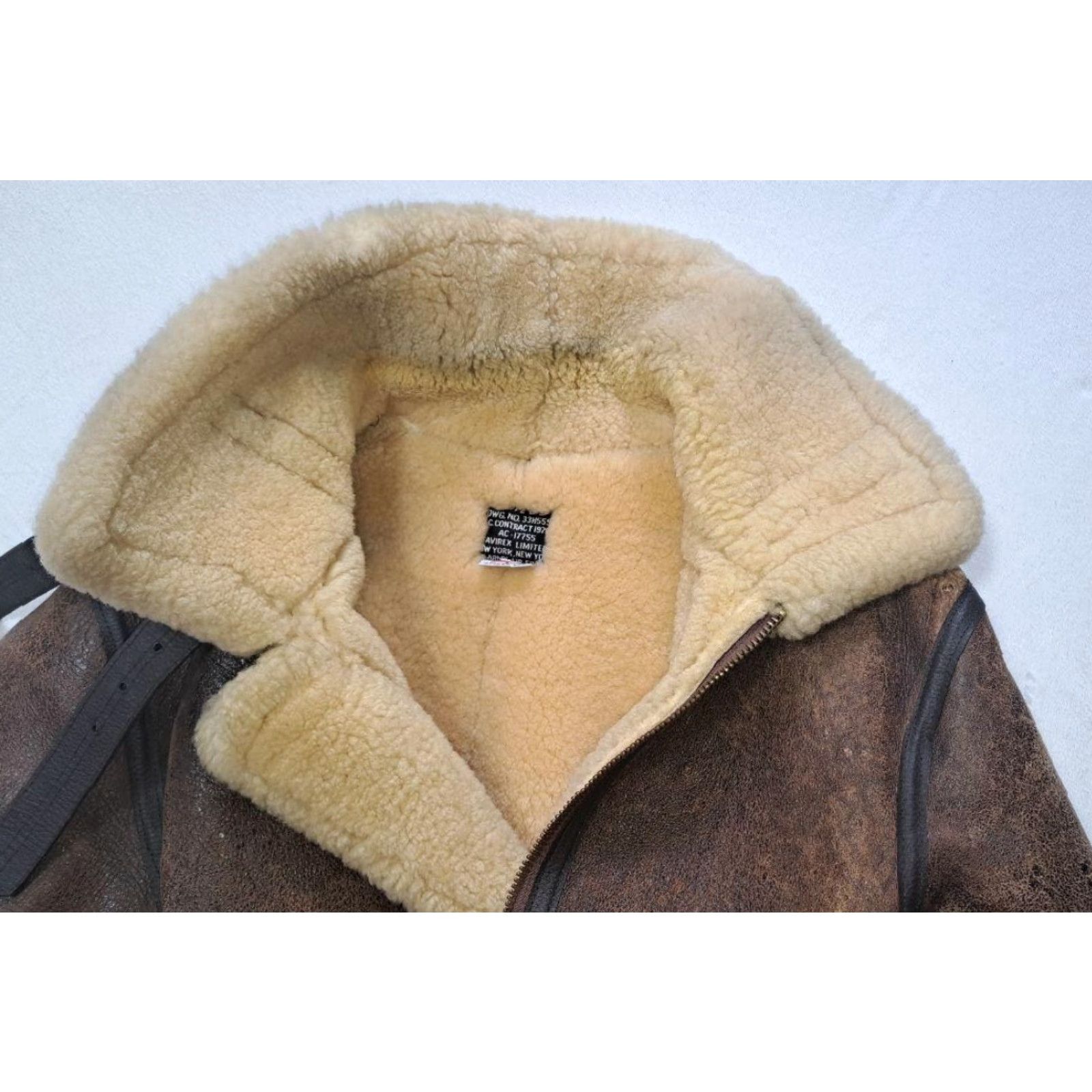 Avirex AVIREX B-3 Shearling Leather Bomber Jacket Men Brown Size 38 Vintage Full Zip Wool Lining Casual, Travel, Workwear USA 90s Classic Retro Logo Size US XXS / EU 40 - 6 Thumbnail