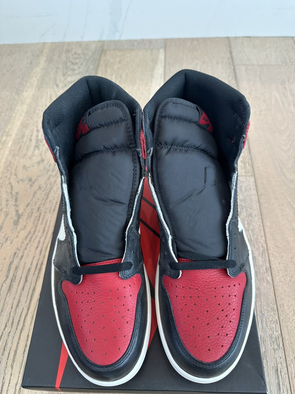 Jordan Brand Jordan 1 Retro High Bred Toe Size US 13 / EU 46 - 2 Thumbnail