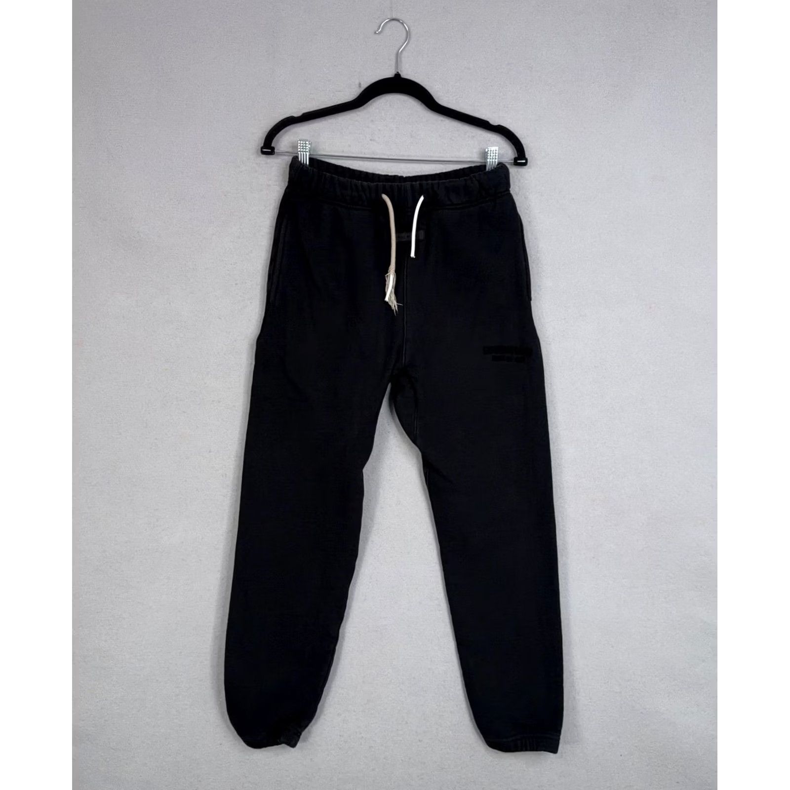 Fear of God Fear of God Pants Womens XL Black Essentials Women Fleece Sweatpants Joggers Streetwear Size 40" / US 18 - 2 Thumbnail