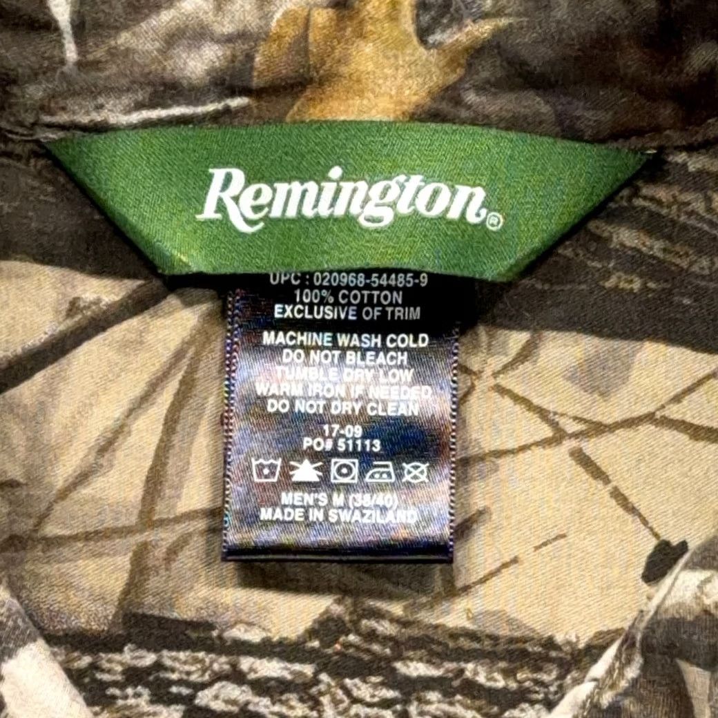 Realtree Remington Shirt Adult MEDIUM Brown Camo Hunting Realtree Hardwoods Outdoor Logo Shirt Size US M / EU 48-50 / 2 - 4 Thumbnail