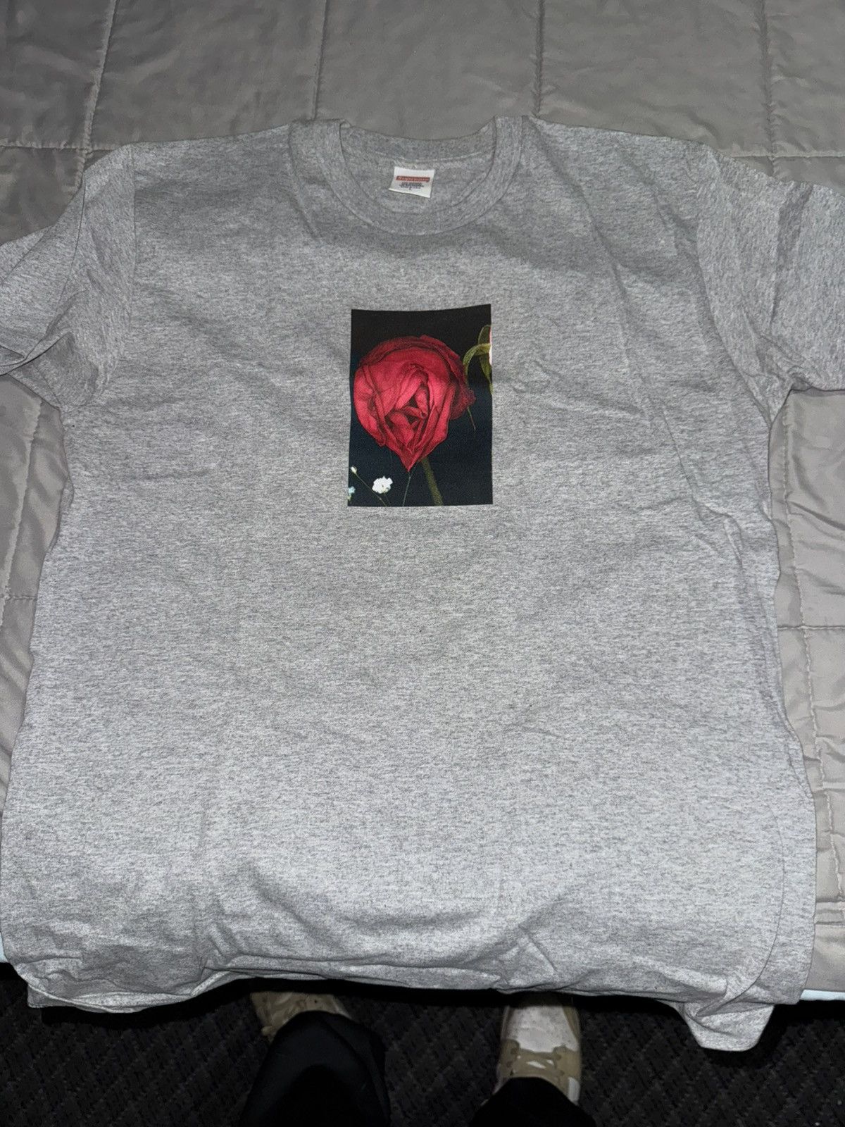 Araki Yuu × Supreme Supreme x Araki “Rose” T-Shirt Size US L / EU 52-54 / 3 - 3 Thumbnail