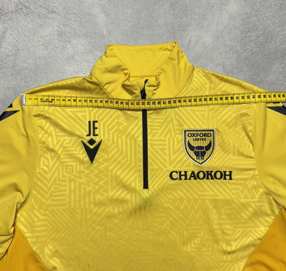 Macron Oxford United 2022 2023 Football Soccer 1/4 Zip Top Macron Size US XXL / EU 58 / 5 - 14 Thumbnail