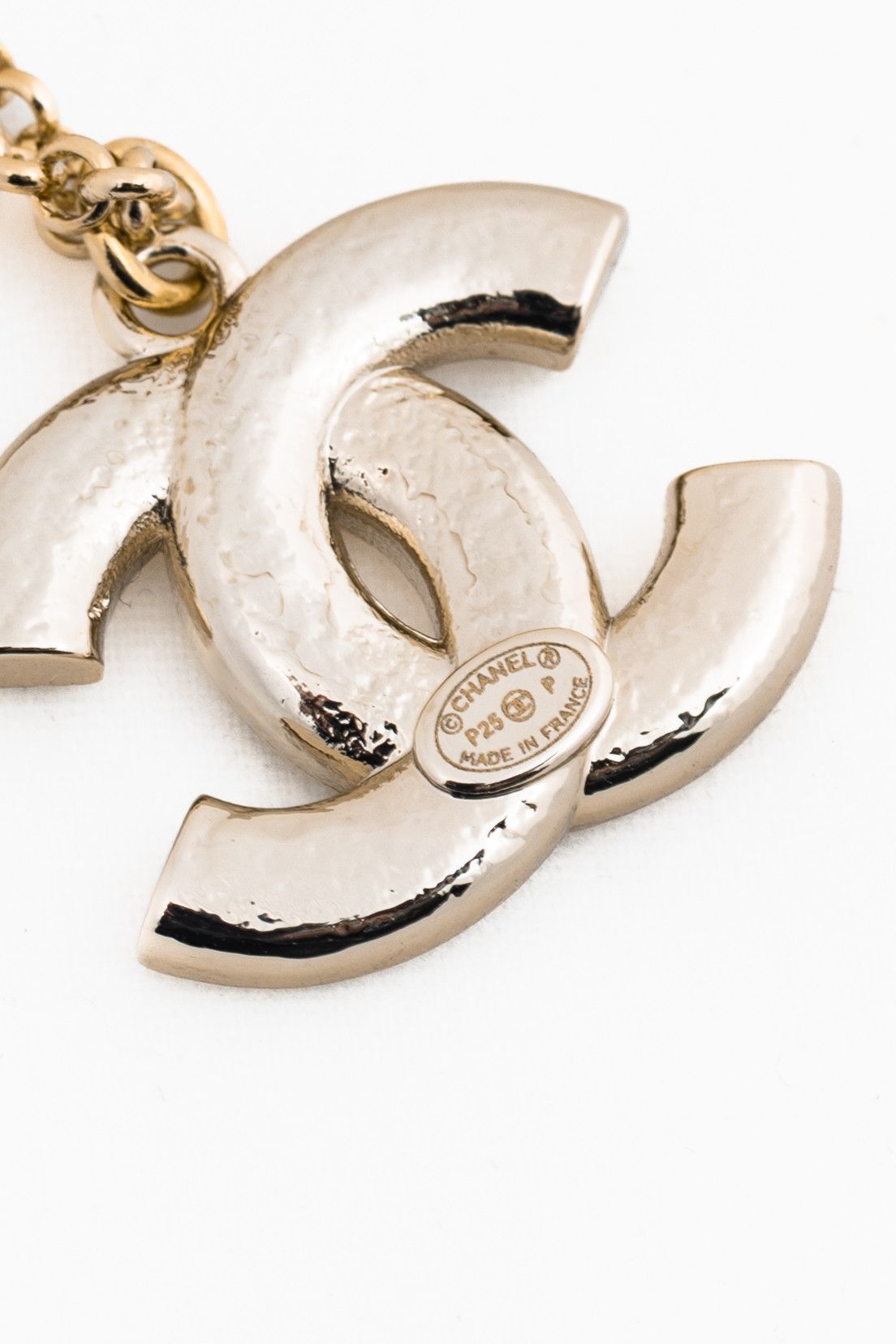 Chanel Chanel P25 Light-Gold-Tone Crystal & Pearl CC Logo Necklace Size ONE SIZE - 4 Thumbnail