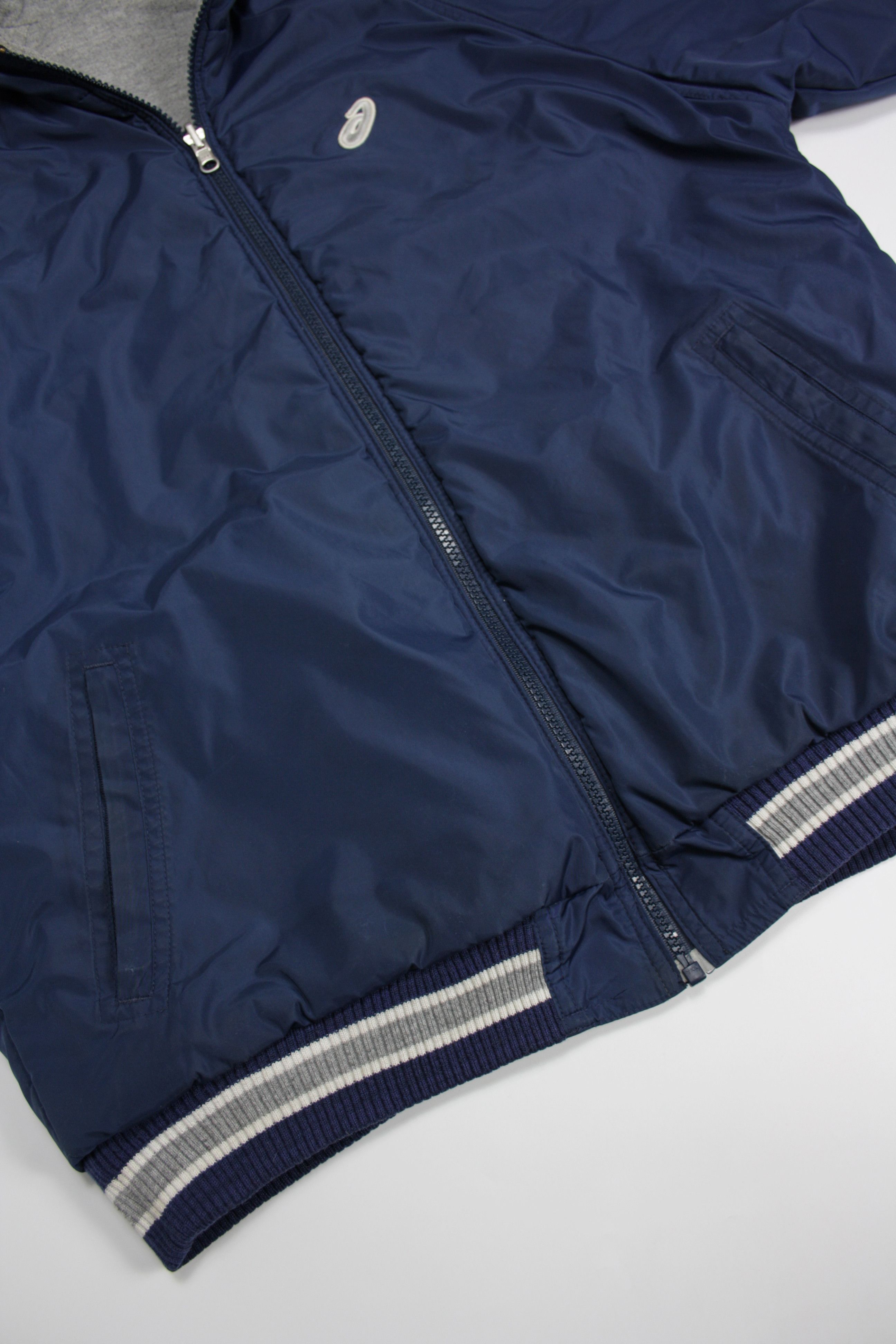Asics × Vintage Asics 90s Vintage Nylon Hooded Varsity Padded Bomber Jacket Size US S / EU 44-46 / 1 - 3 Thumbnail