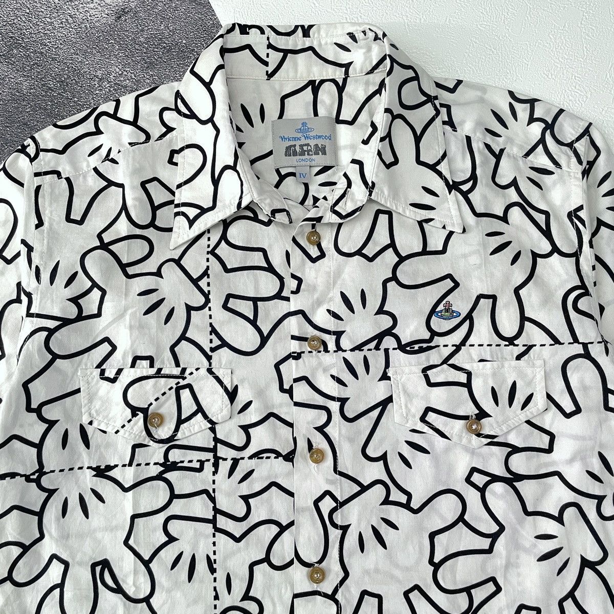 Vivienne Westwood 🔥Vivienne westwood mickey printed shirt Size US L / EU 52-54 / 3 - 3 Thumbnail