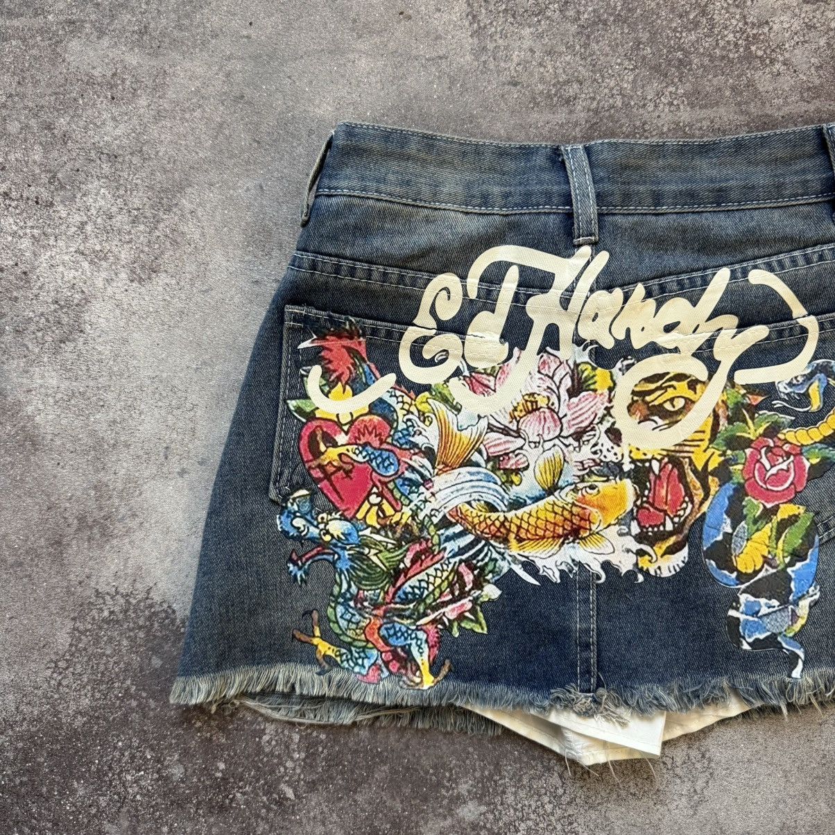 Japanese Brand Amazing Double Side Printed Y2K Mini Skirt (ed hardy style) Size 27" / US 4 / IT 40 - 3 Thumbnail