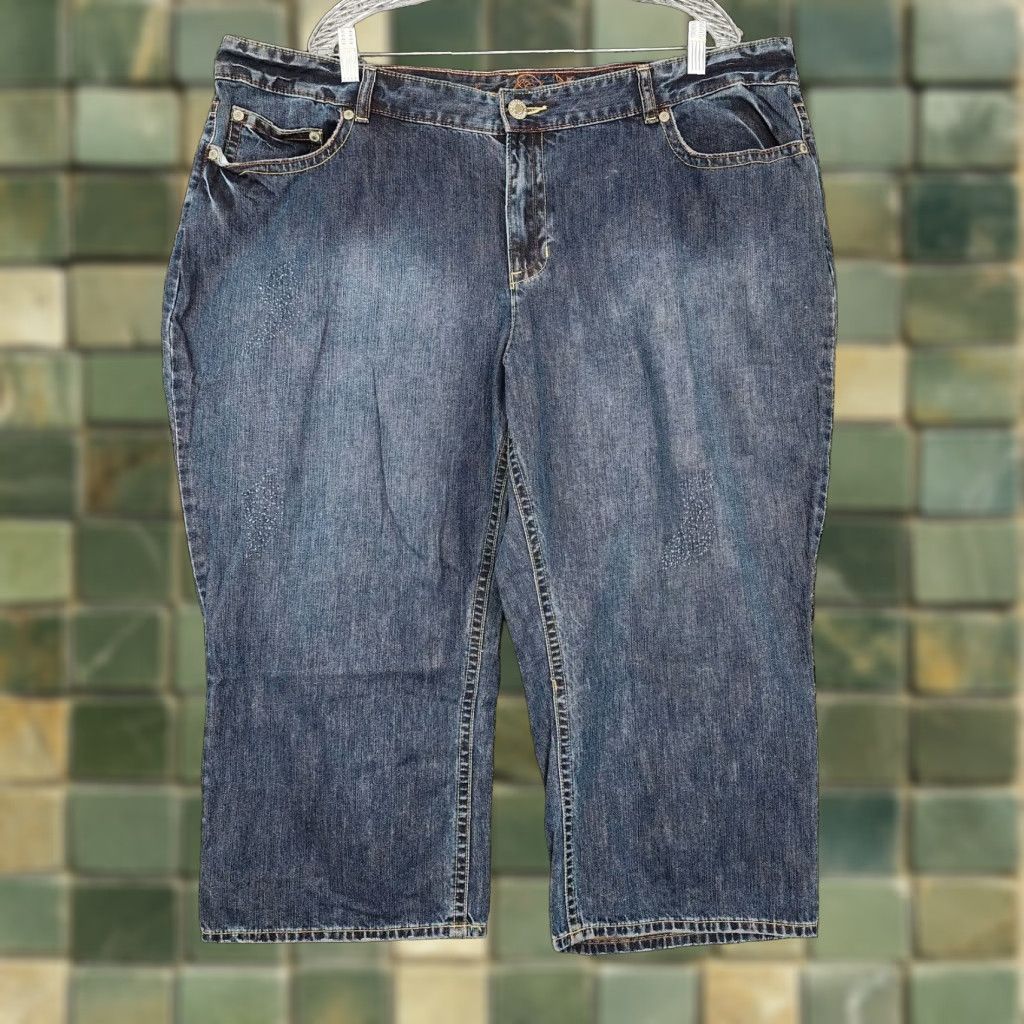 Old Navy Old Navy Womens Blue Capri Jeans Plus Size 24 Size 42" / US 20 - 1 Thumbnail