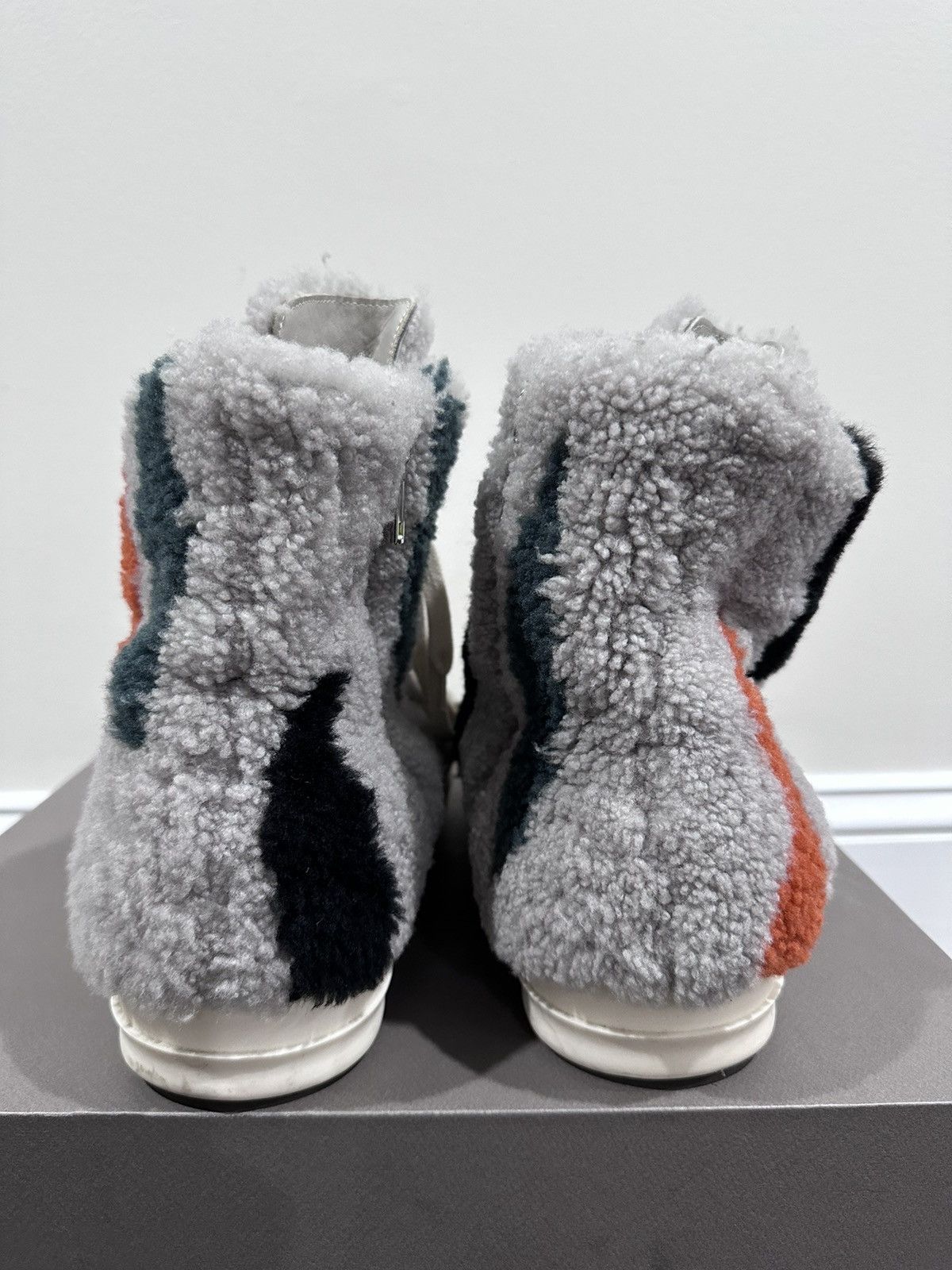 Rick Owens Rick Owens Strobe Shearling Pearl Zebra Ramone High Sneaker Size US 10 / EU 43 - 6 Thumbnail