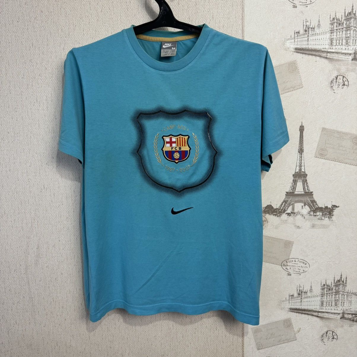 Nike Vintage Nike Barcelona T shirt Centre Logo Camp Nou Soccer M Size US M / EU 48-50 / 2 - 22 Thumbnail