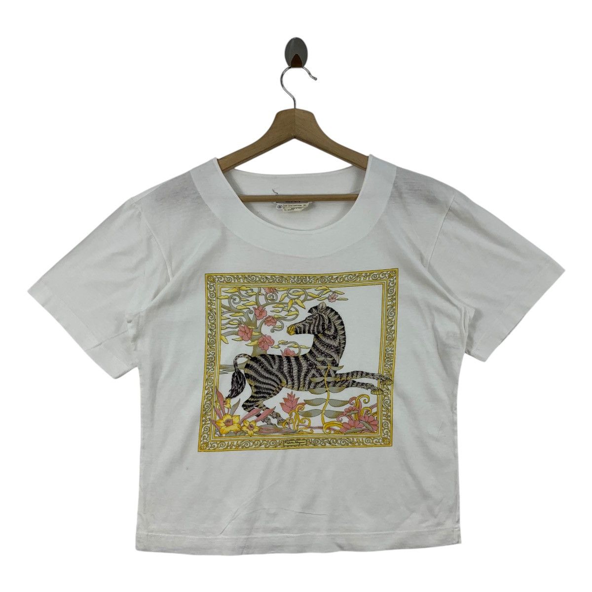 Designer × Salvatore Ferragamo × Vintage Vintage SALVATORE FERRAGAMO Horse printed crop top tee Size M / US 6-8 / IT 42-44 - 1 Thumbnail
