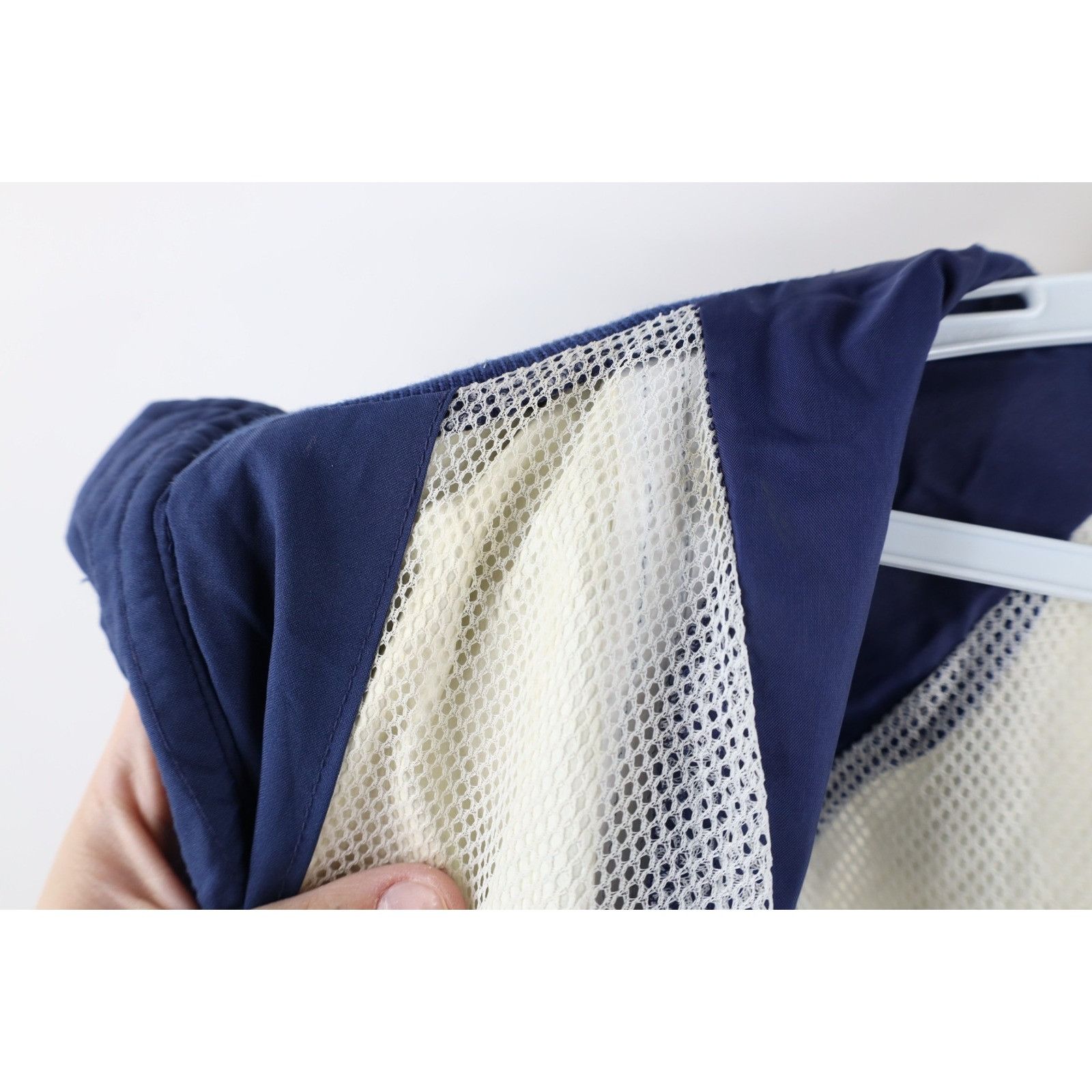 Eddie Bauer × Vintage Vintage 90s Eddie Bauer Waterproof Goretex Hooded Jacket Size US L / EU 52-54 / 3 - 10 Thumbnail