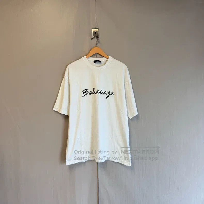 Balenciaga Balenciaga Cursive Classic Short Sleeve Versatile Size US S / EU 44-46 / 1 - 1 Thumbnail