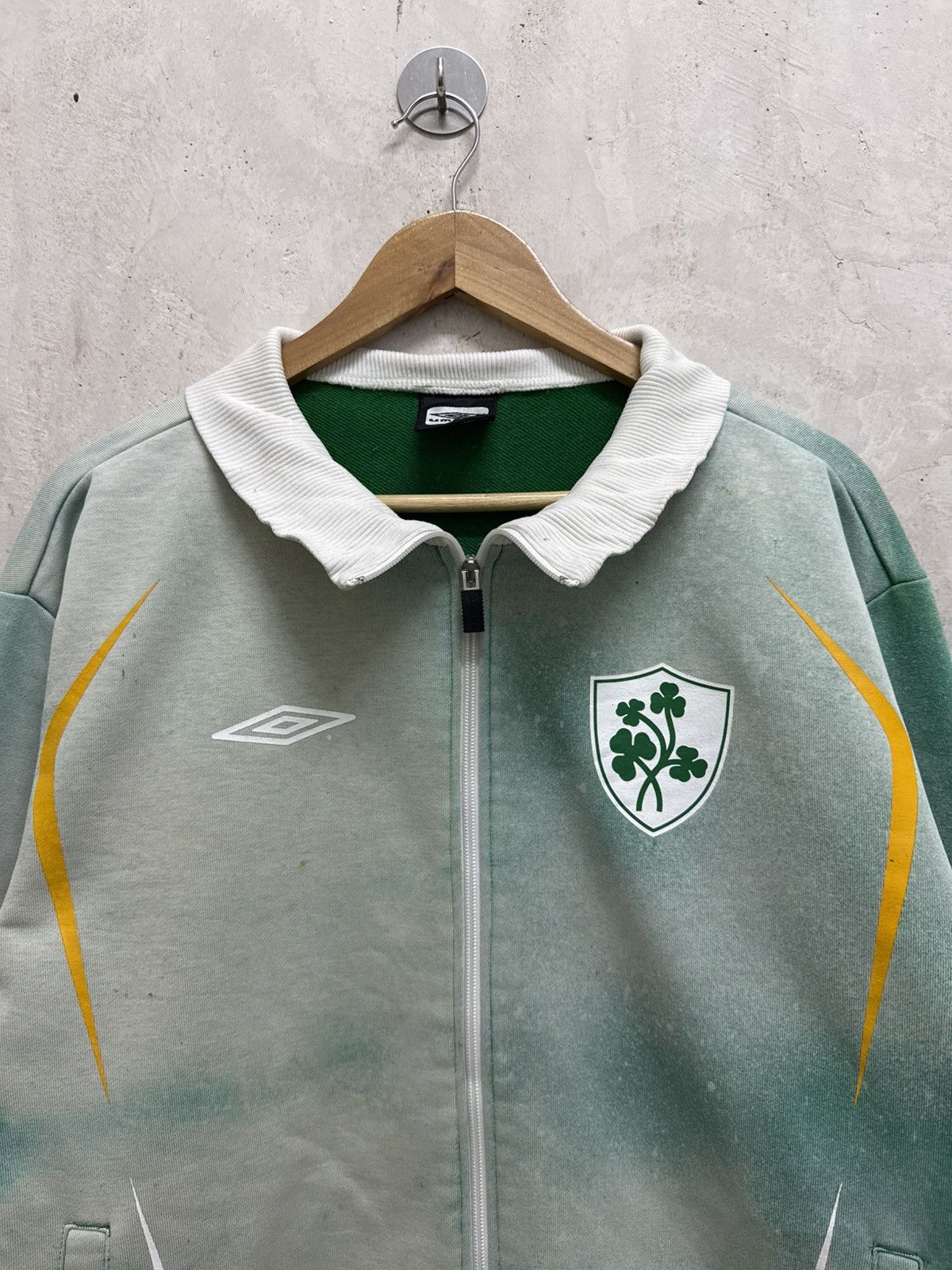 Umbro Sun Faded Umbro Ireland Zip Up Sweater Size US L / EU 52-54 / 3 - 2 Thumbnail