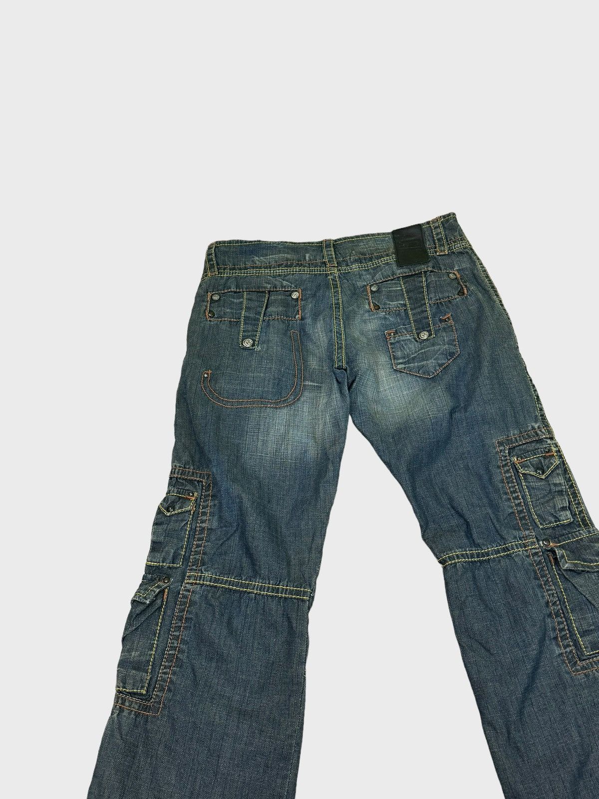 Japanese Brand EVOLUTION CARGO MULTIPOCKET DISTRESSED DENIM Size US 31 - 10 Thumbnail